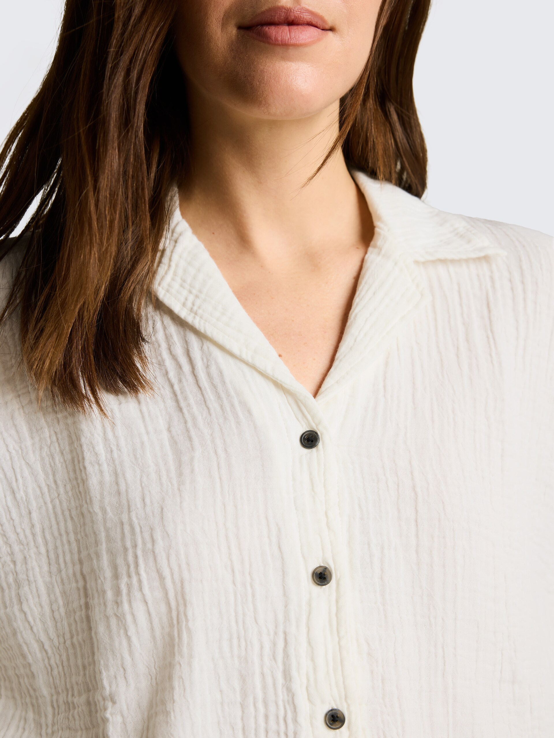 Oversized mousseline blouse van katoen - Whisper White - Detailaanzicht model