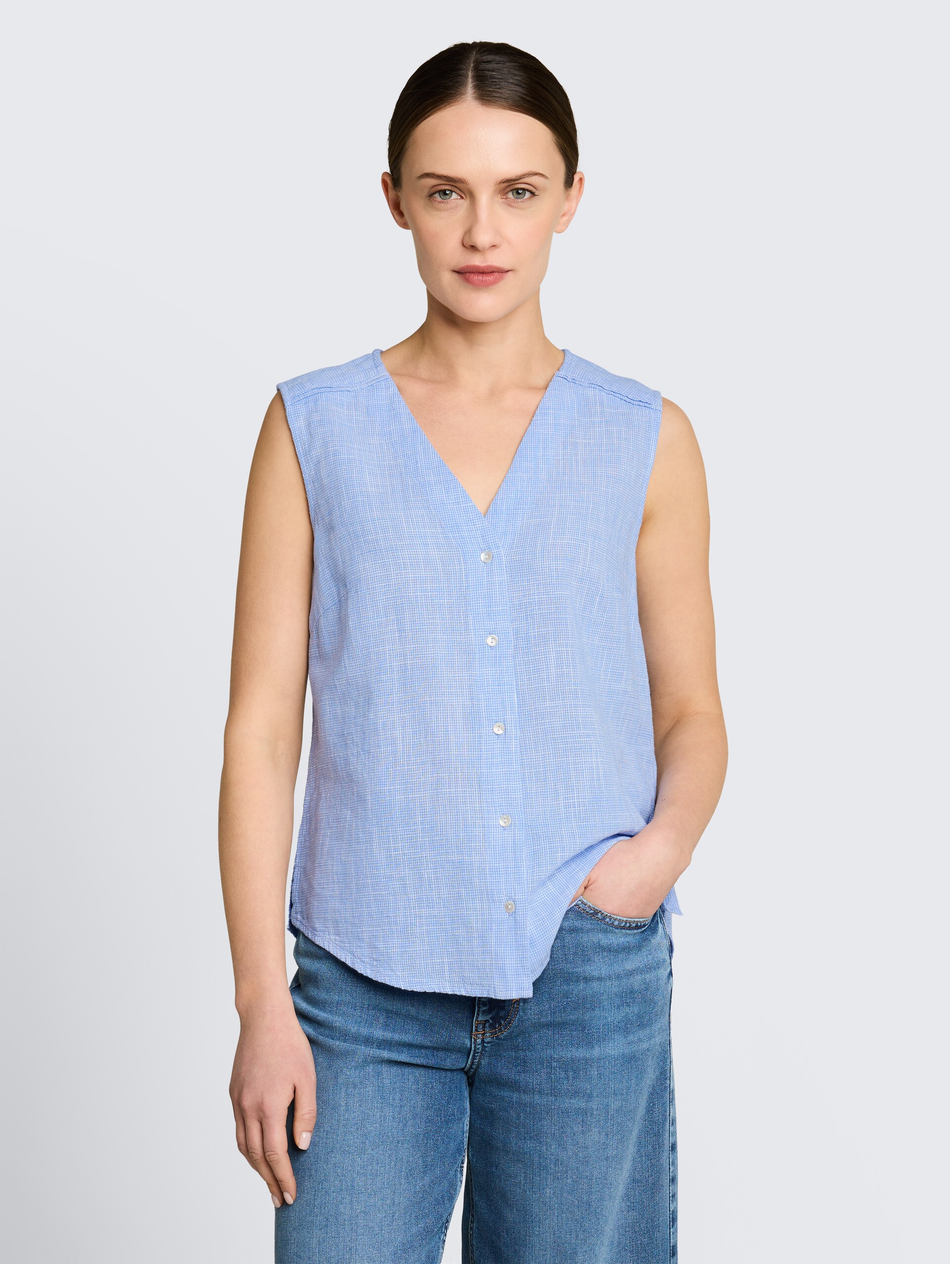 Blouse van katoen - dreamy blue - Nek model vooraanzicht