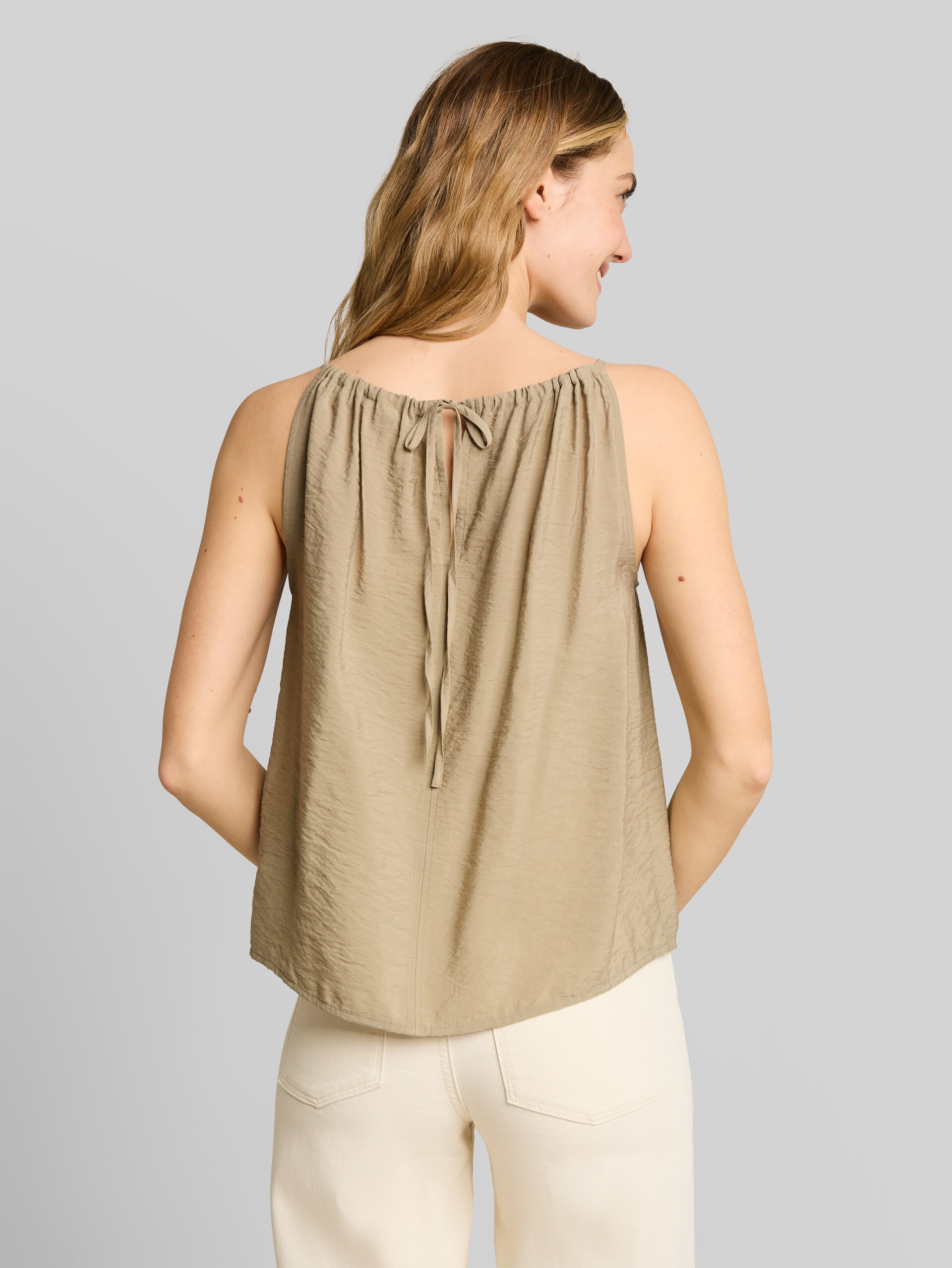 Blouse top with gathers - Silver Olive - Neckline model-back view