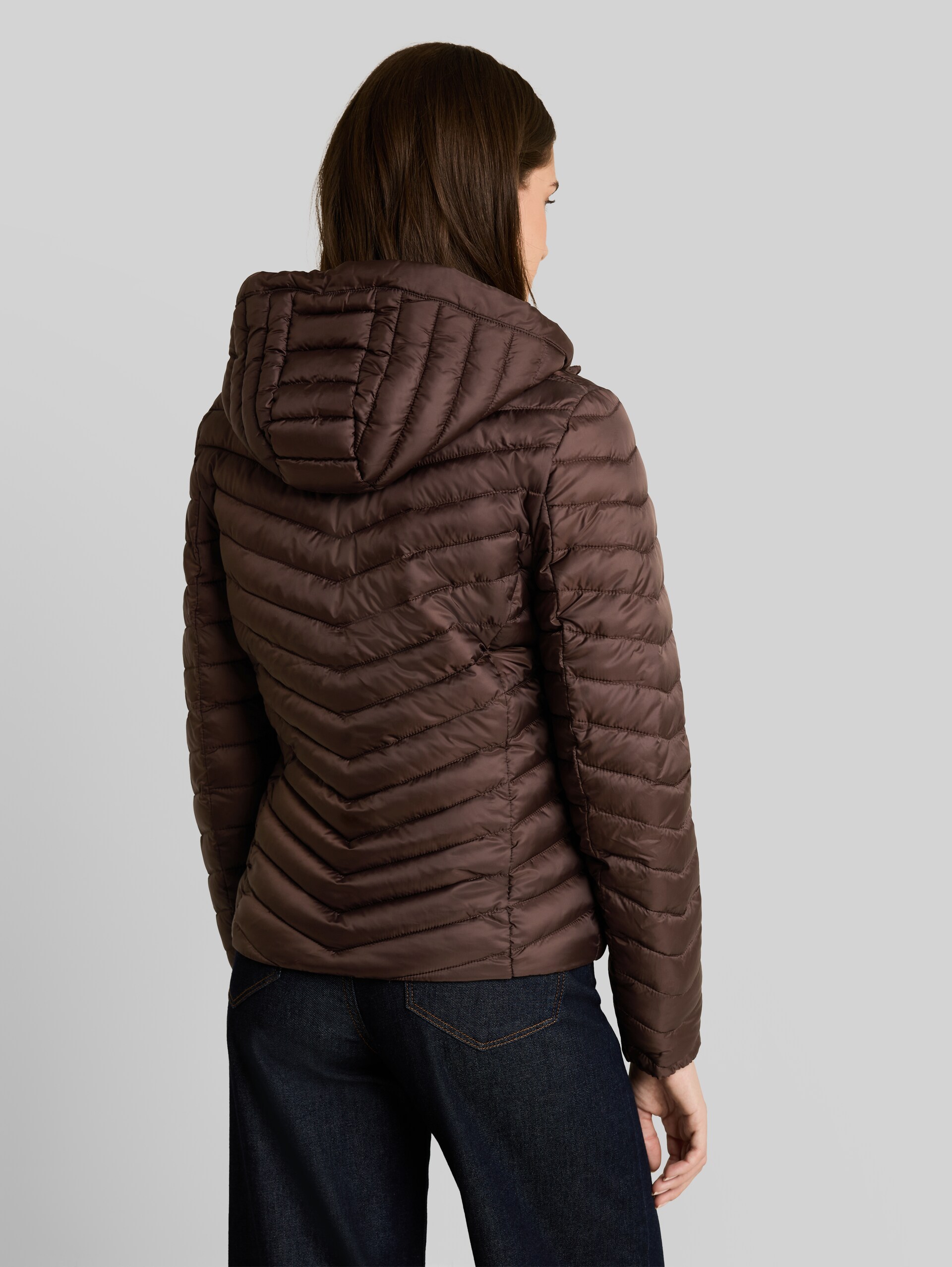 Lightweight Steppjacke mit Kapuze - java dark brown - Model-Rückansicht