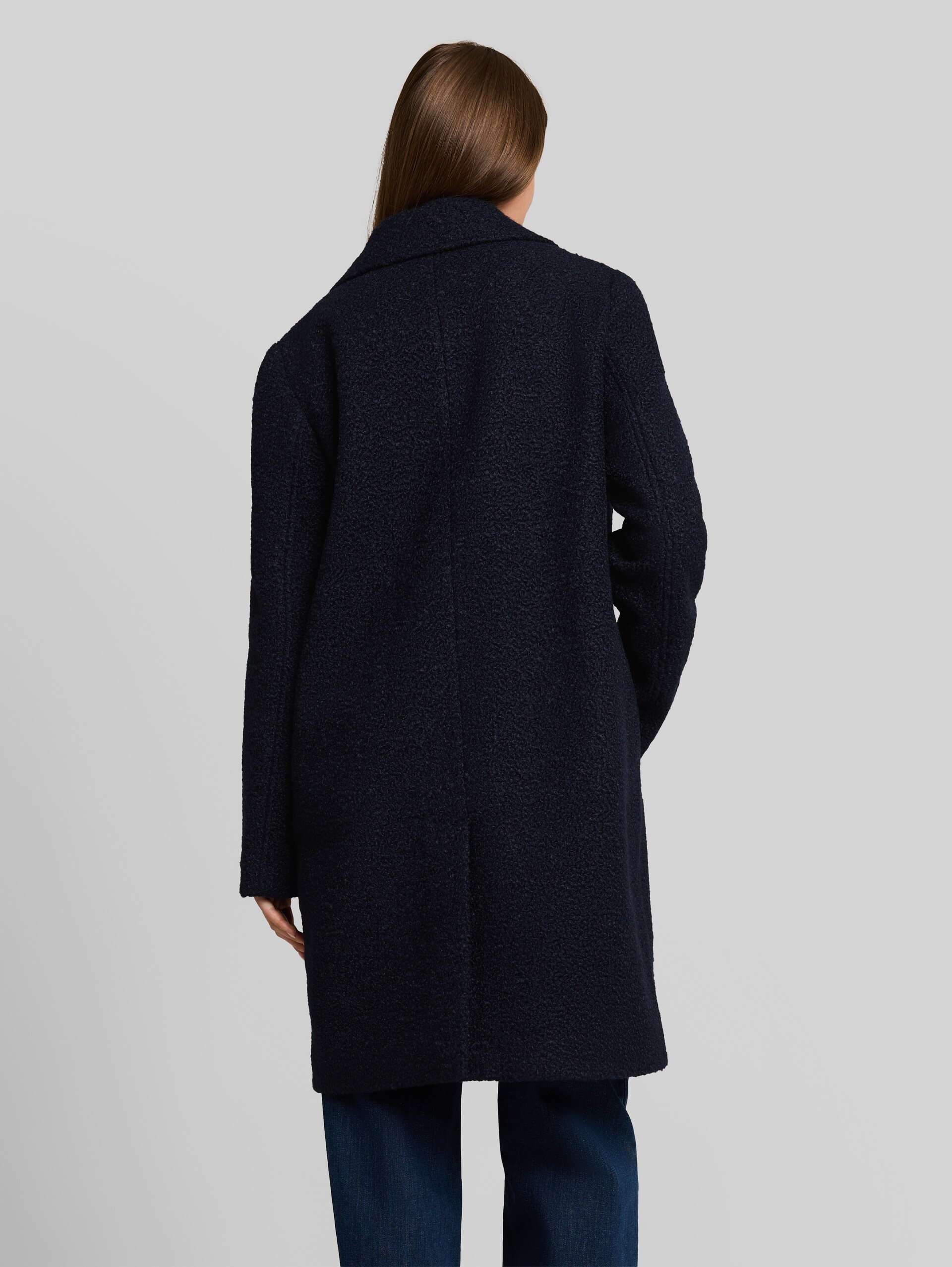 Bouclé Mantel mit Reverskragen - sky captain blue - Model-Rückansicht