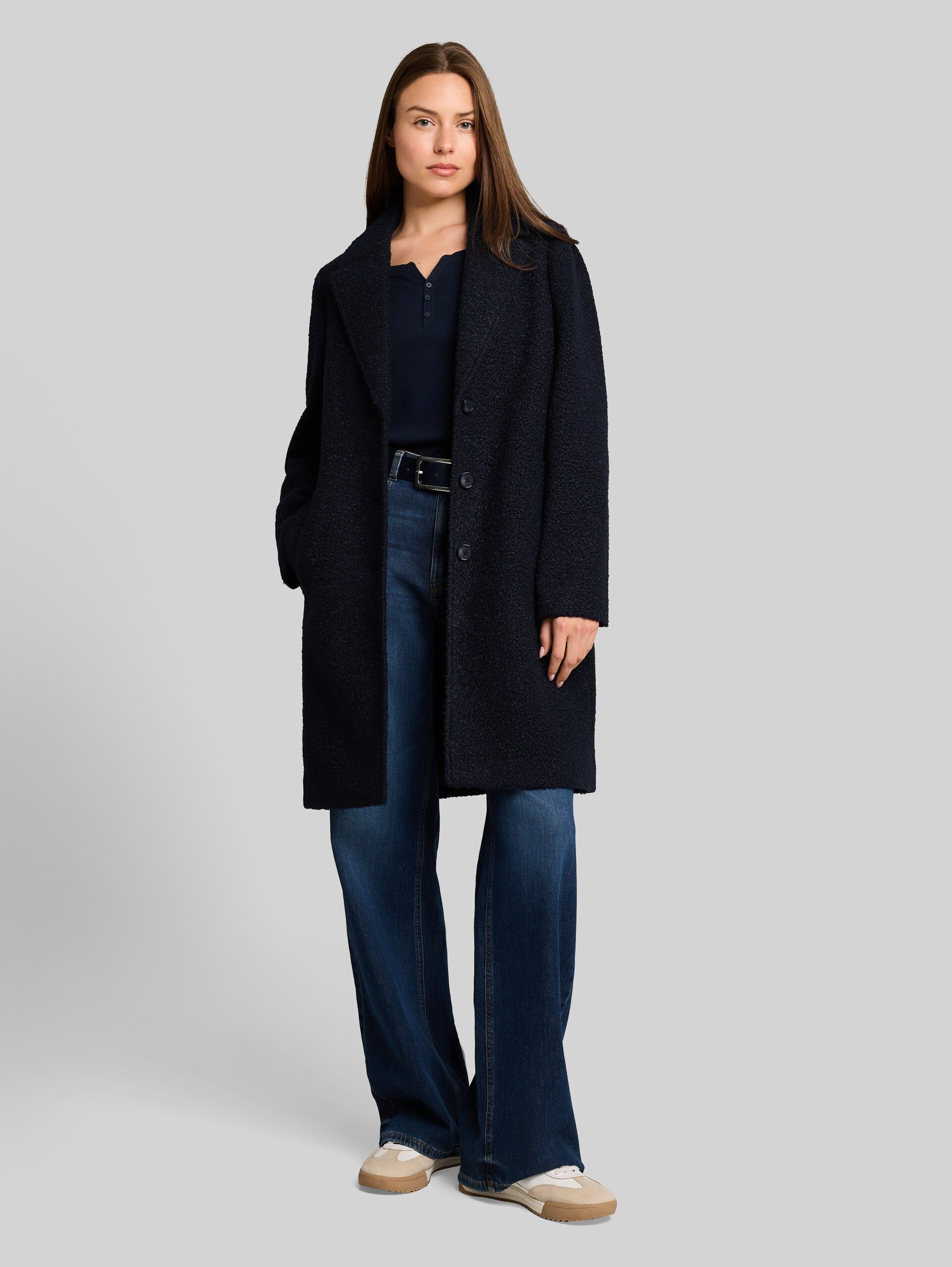 Bouclé Mantel mit Reverskragen - sky captain blue - seitliche Model-Ansicht