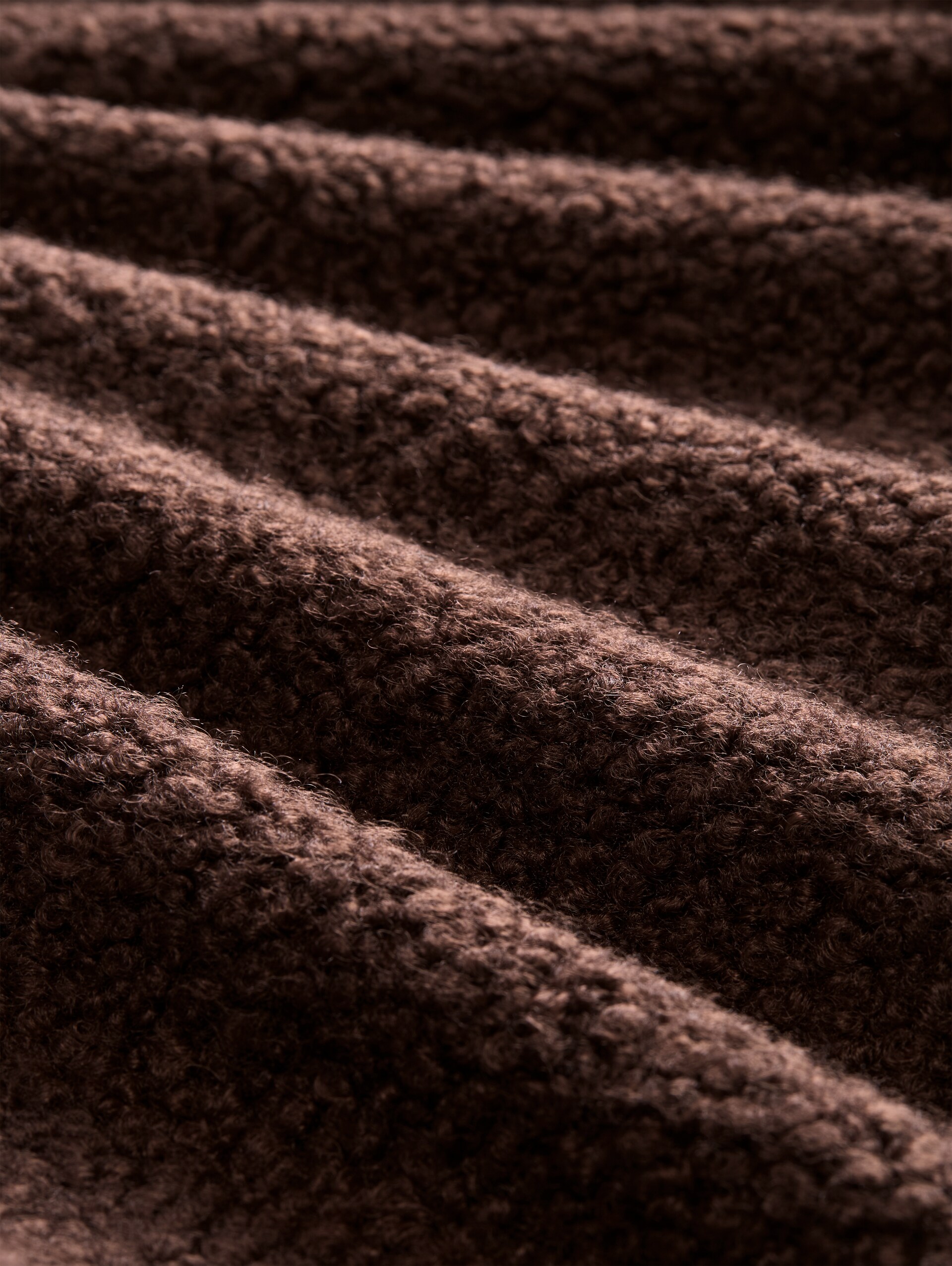 Gezellige capejas in 2-in-1-look - java dark brown boucle - Detailaanzicht product