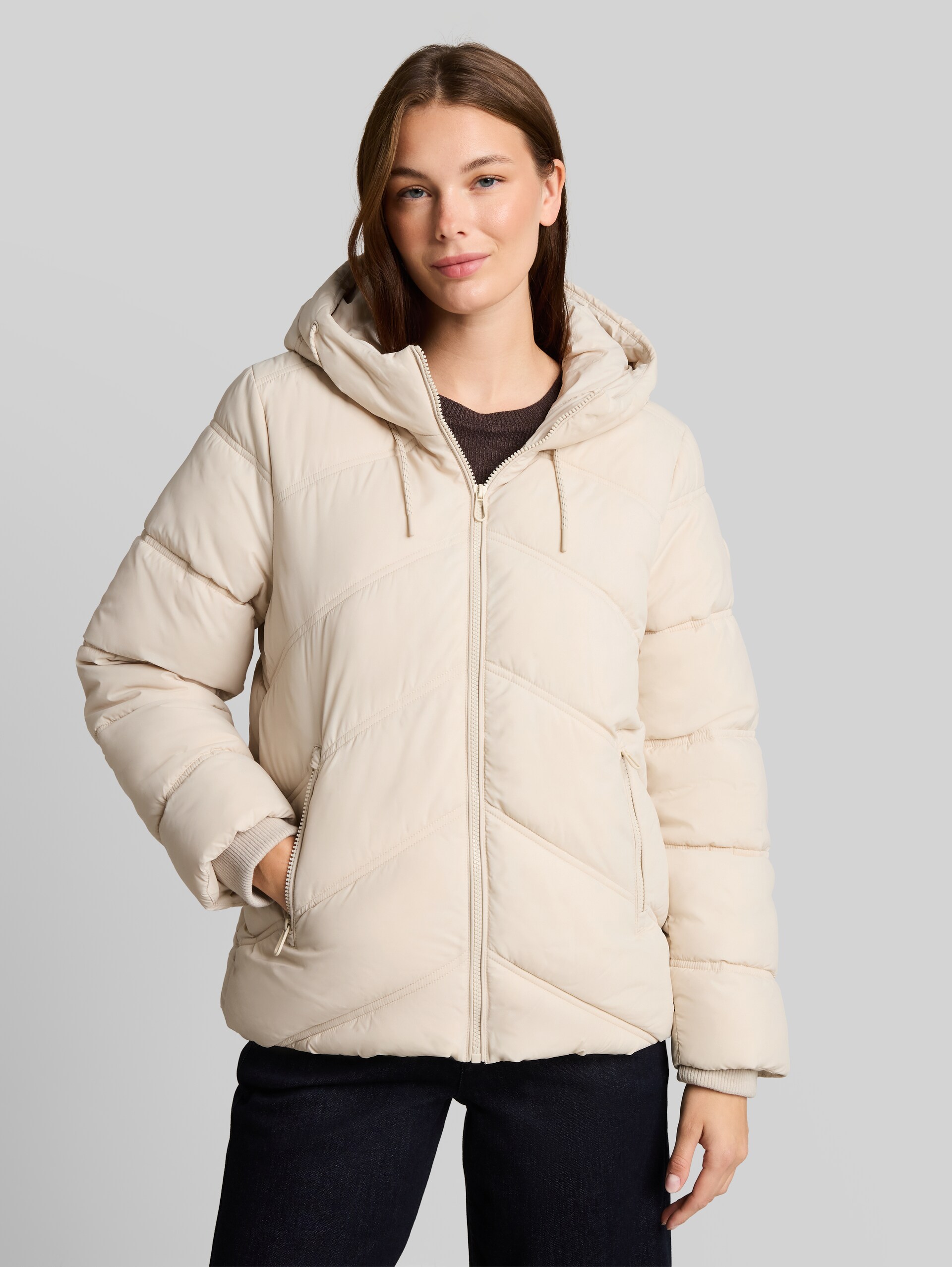 Doudoune en matière déperlante - cold beige - Vue de face du modèle