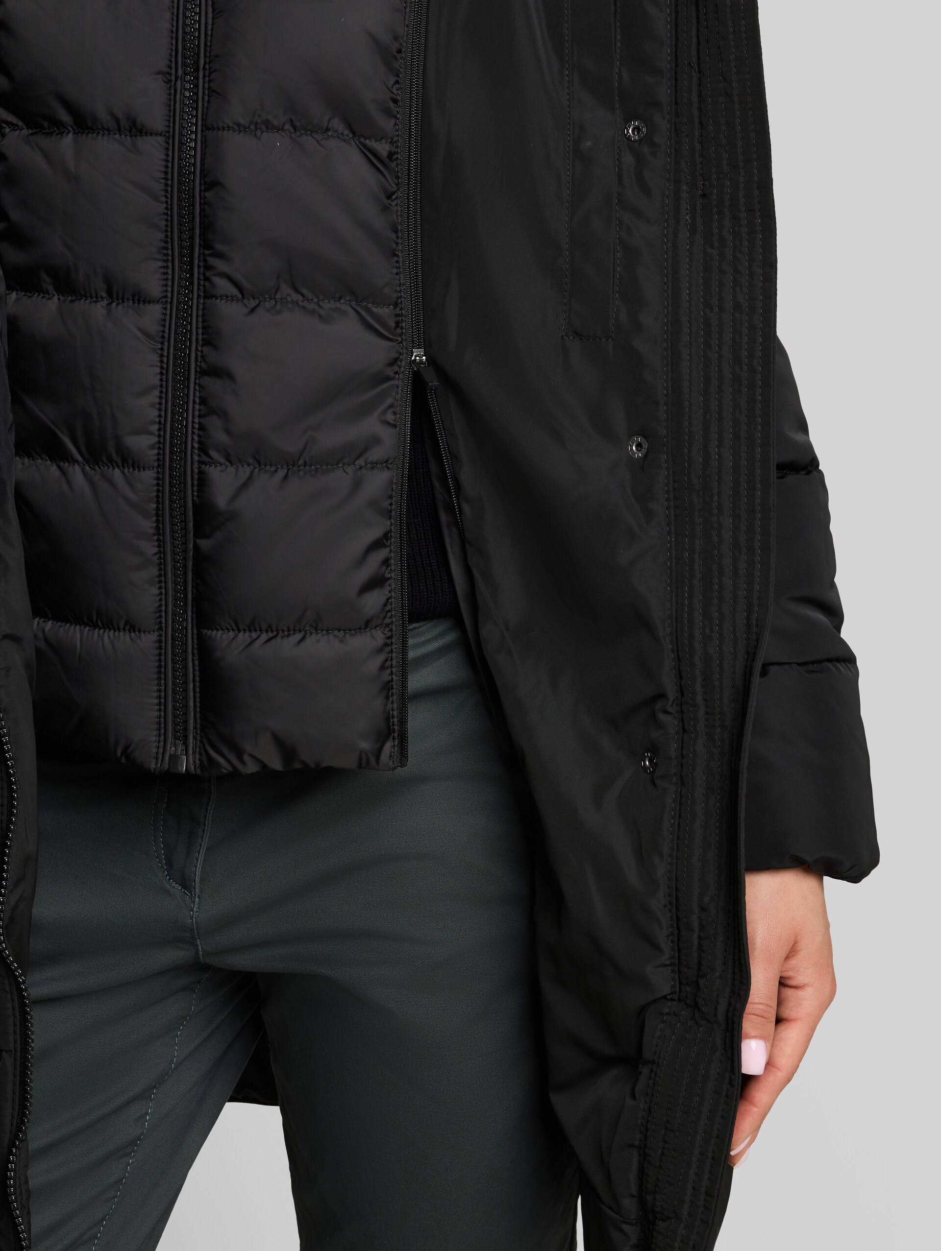 Manteau matelassé au look 2-en-1 - deep black - Vue détaillée du modèle