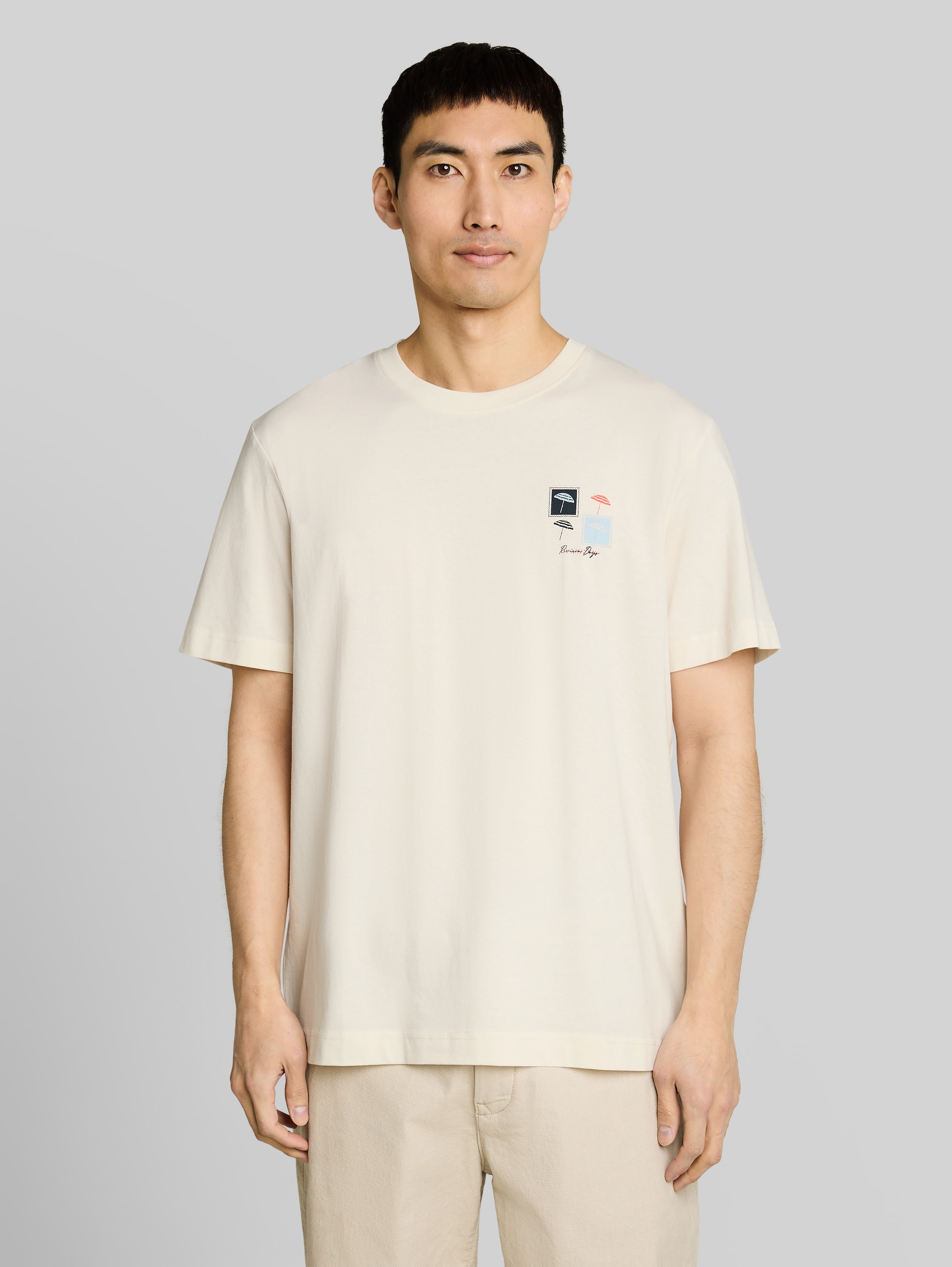 T-shirt with print - Gardenia White - Neckline model front view