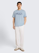 Tee shirt avec logo imprimé - light blue grey - Vue de face du modèle