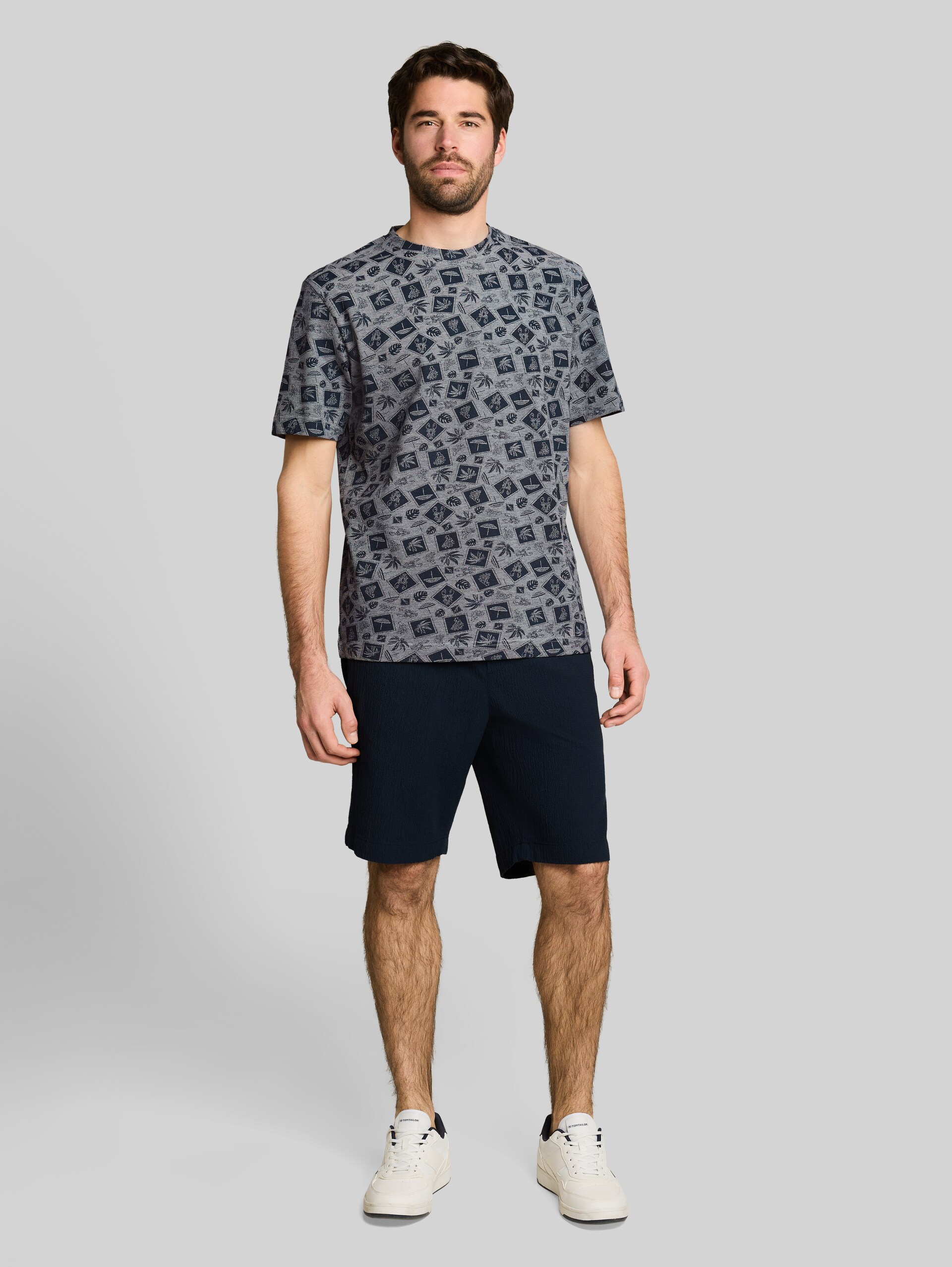Piqué T-shirt with all-over print - navy tonal design - Model front view