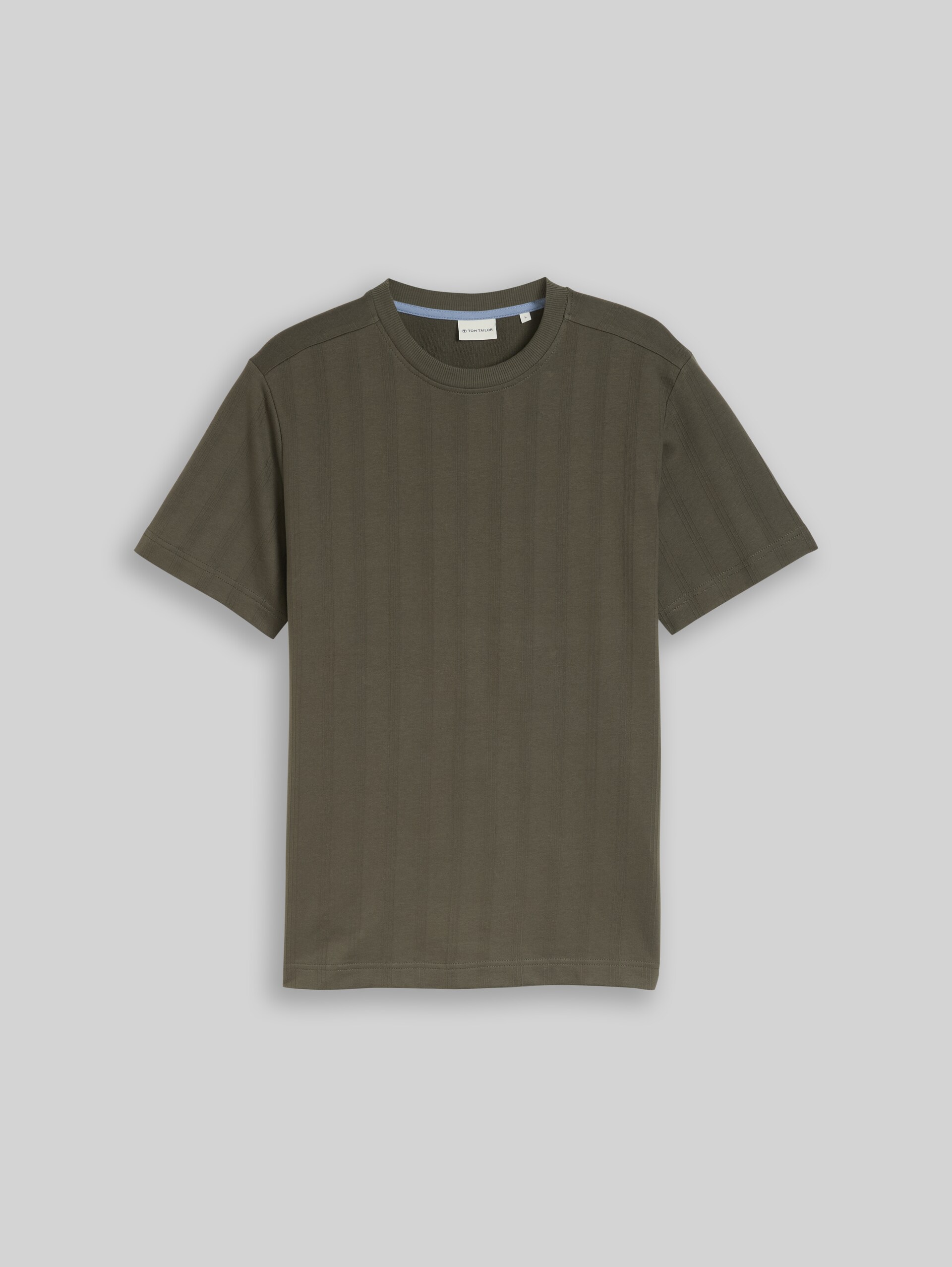 Cotton T-shirt - deep leaf green - Front product view