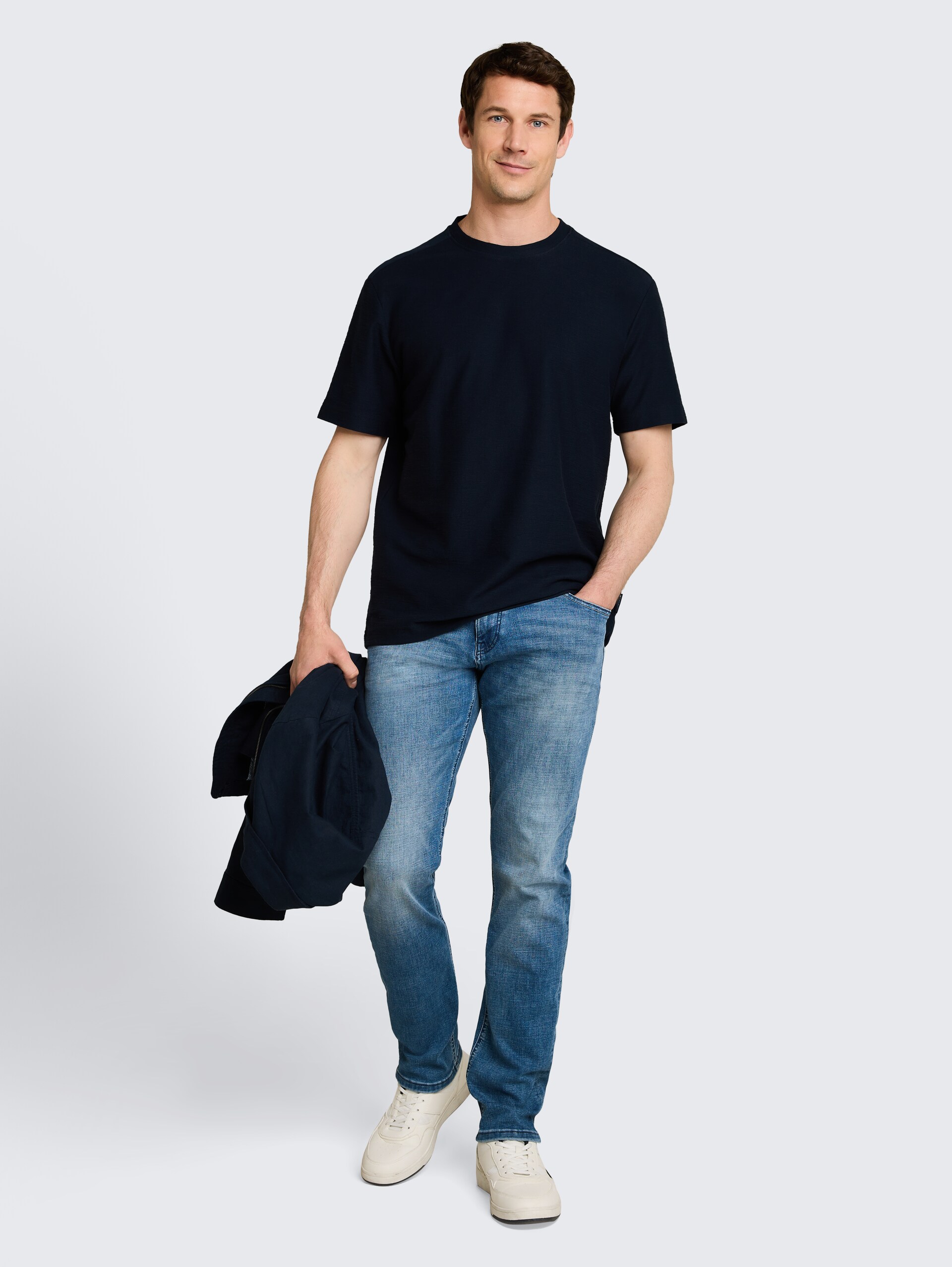 T-Shirt mit Ottoman-Struktur - sky captain blue - Model-Vorderansicht