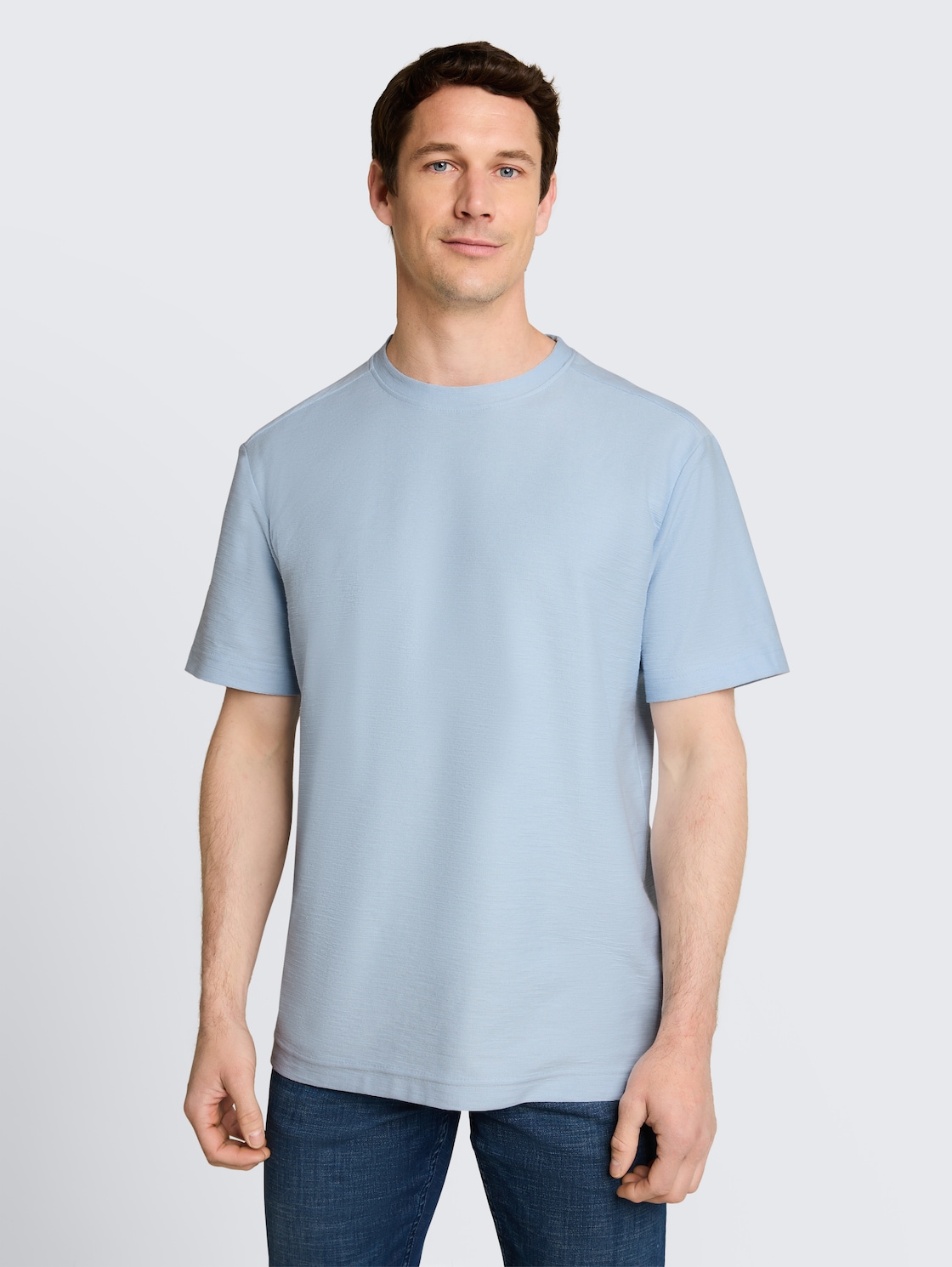 T-Shirt mit Ottoman-Struktur - light blue grey - Ausschnitt Model-Vorderansicht