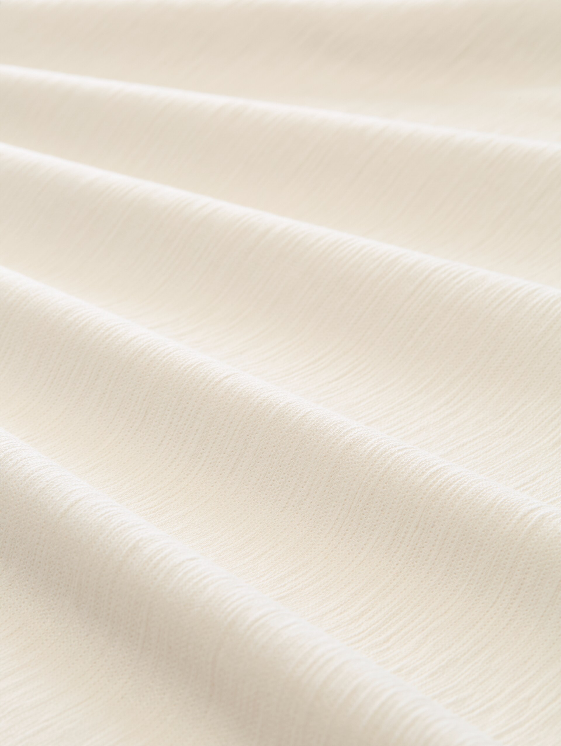 T-shirt with embroidery - Gardenia White - Material view