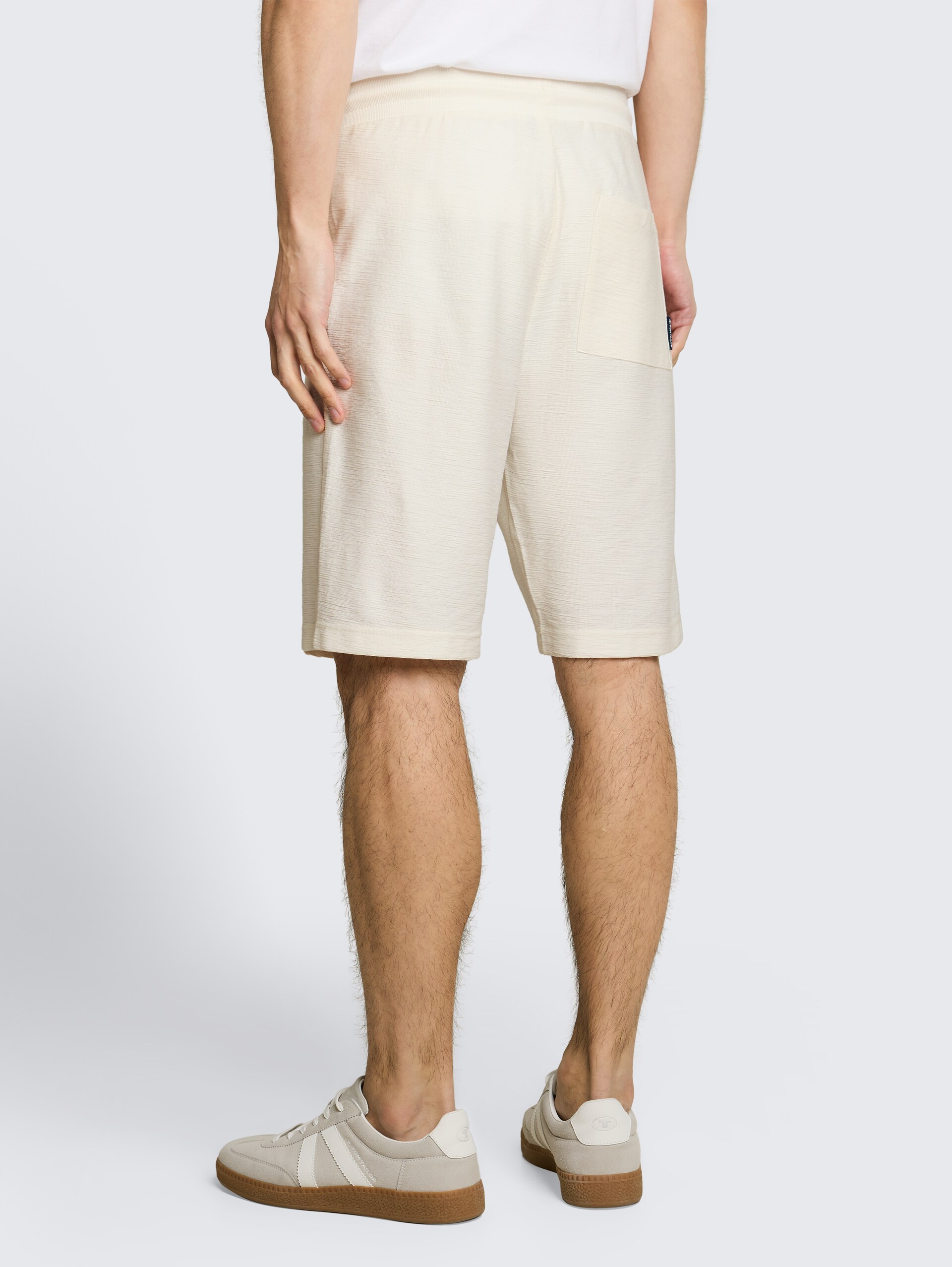 Regular-fit shorts with drawstring - Gardenia White - Neckline model-back view