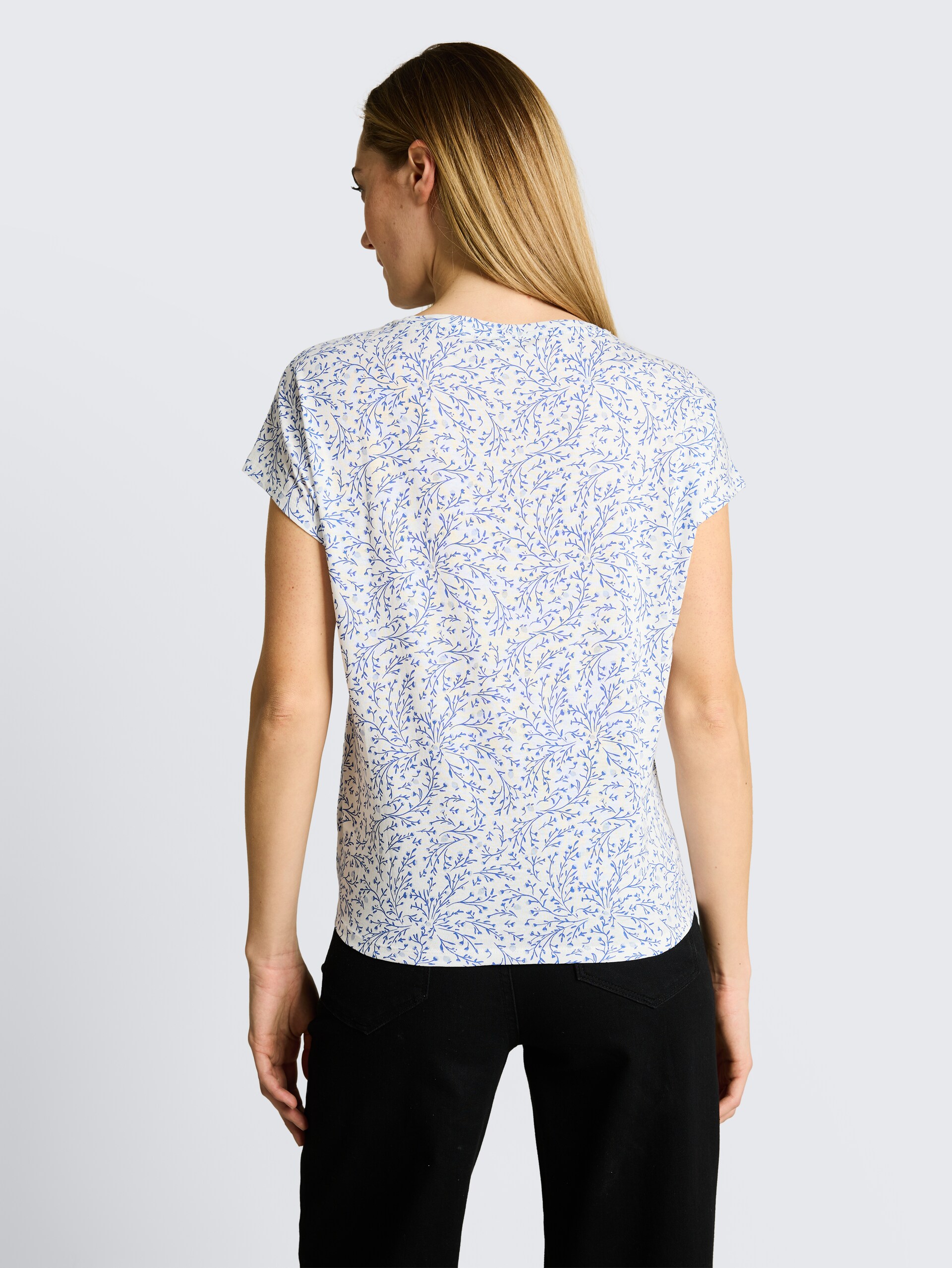 T-shirt avec nœud - white small leaves design - Découpe Vue arrière du modèle