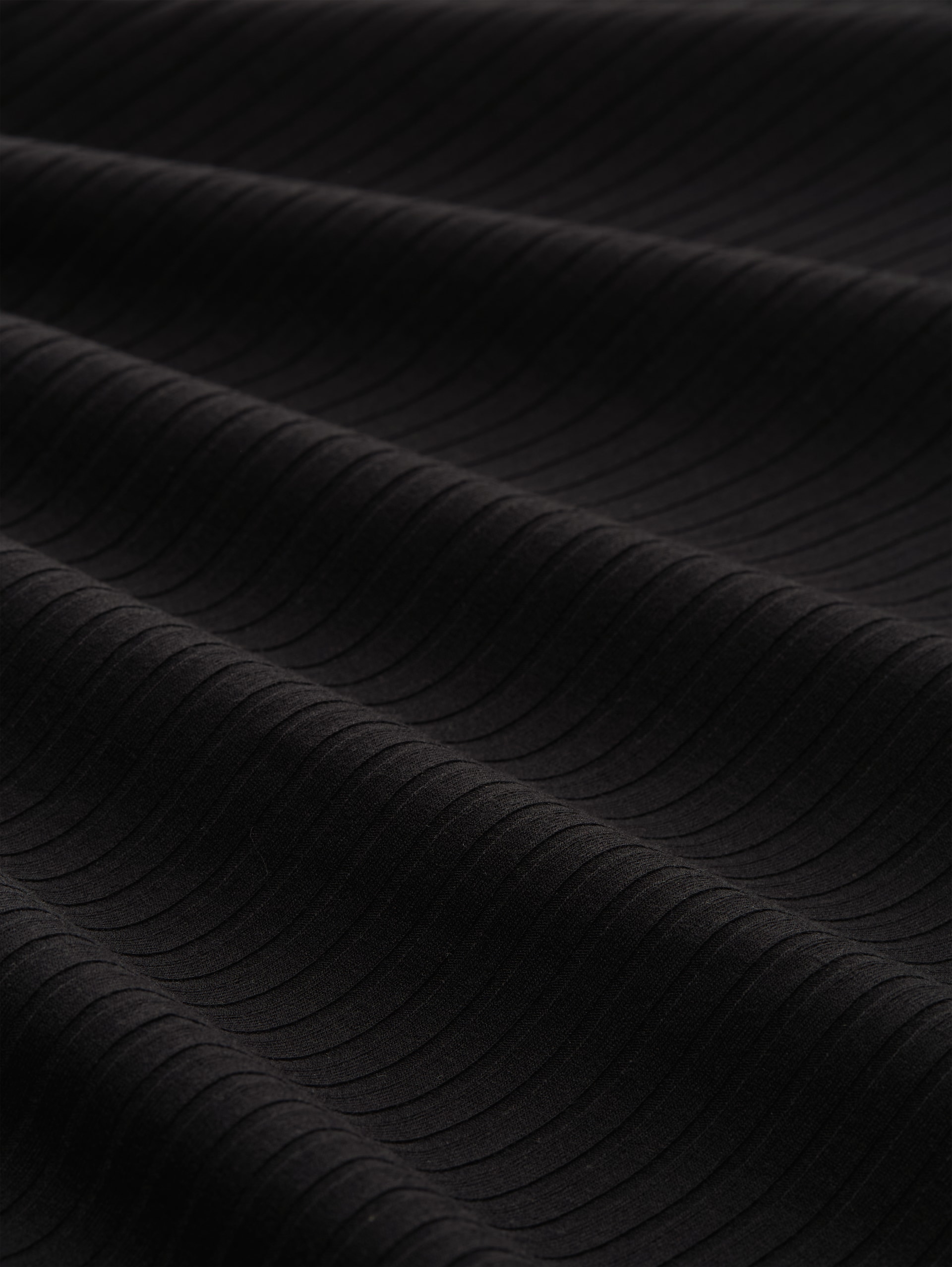 T-shirt met ribbelstructuur - deep black - Materiaalweergave