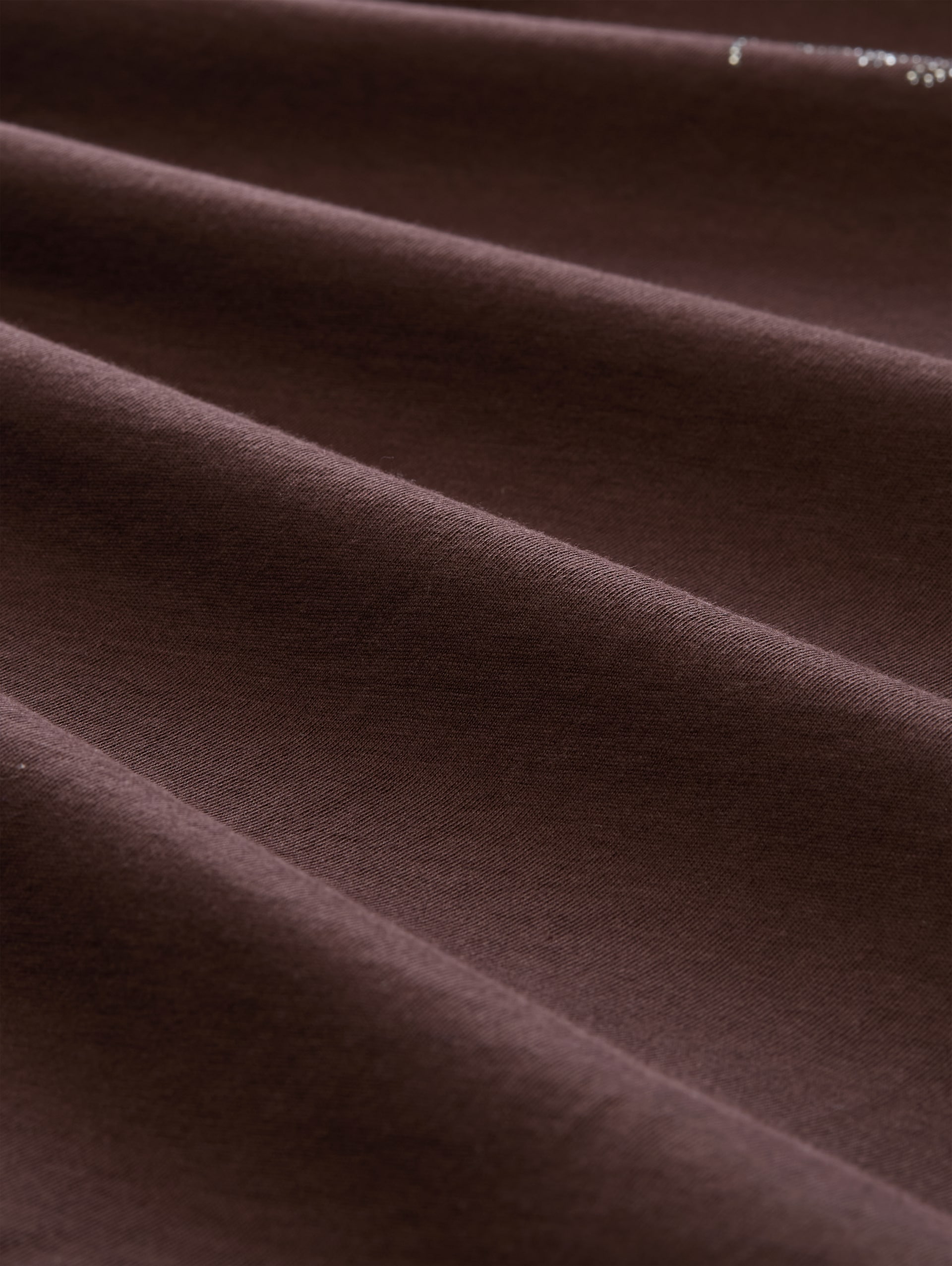 T-Shirt mit Glitzer-Logo - java dark brown - Material-Ansicht