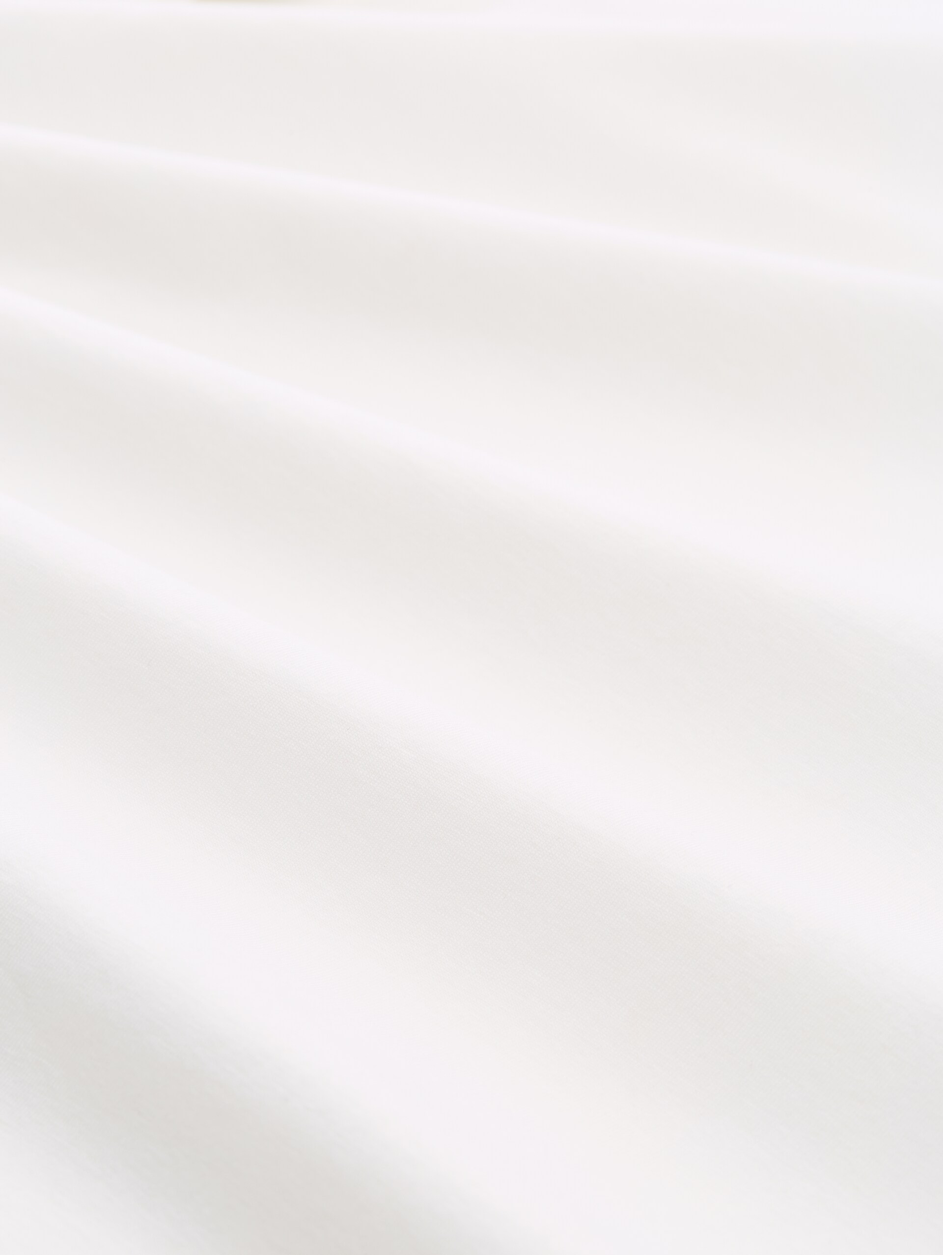 Basic T-Shirt mit Rundhalsausschnitt - Whisper White - Material-Ansicht