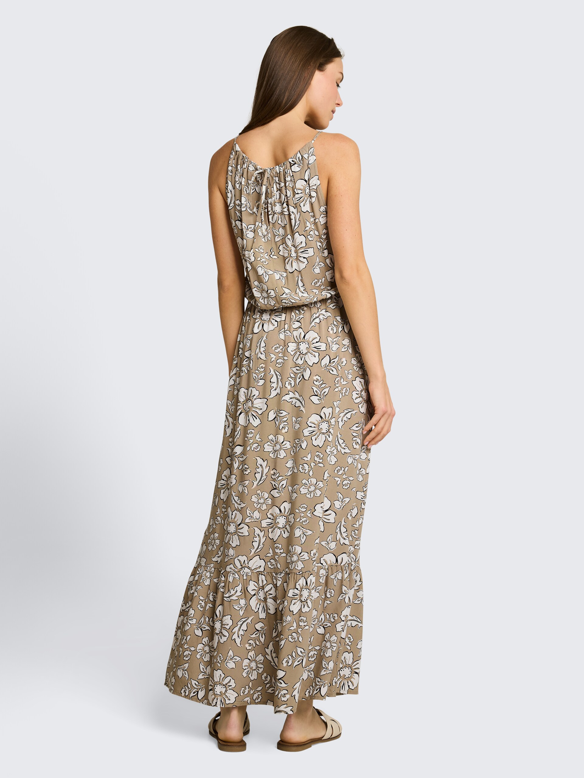 Maxijurk van viscose - olive big flower design - Model-achteraanzicht