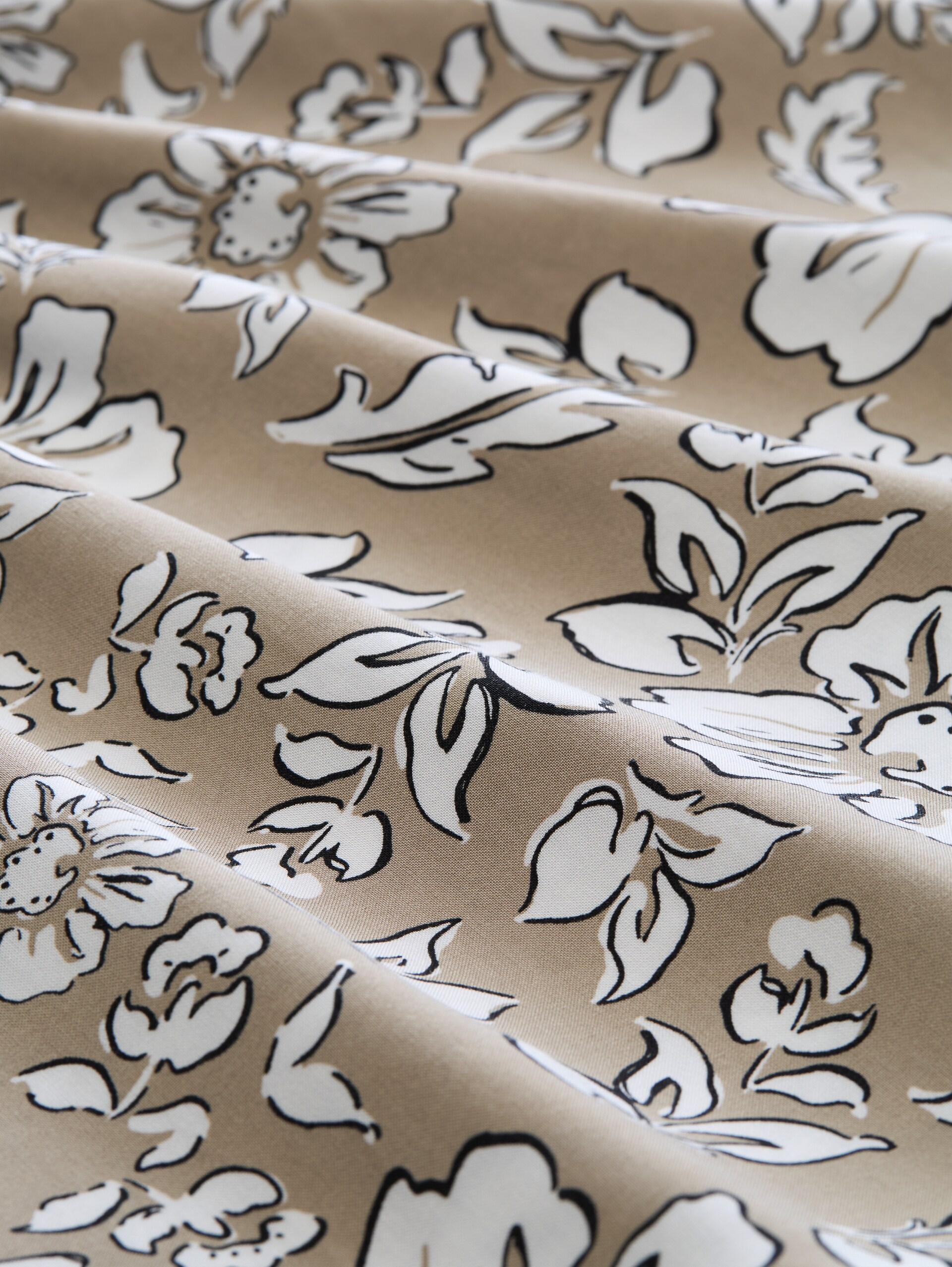 Maxijurk van viscose - olive big flower design - Materiaalweergave