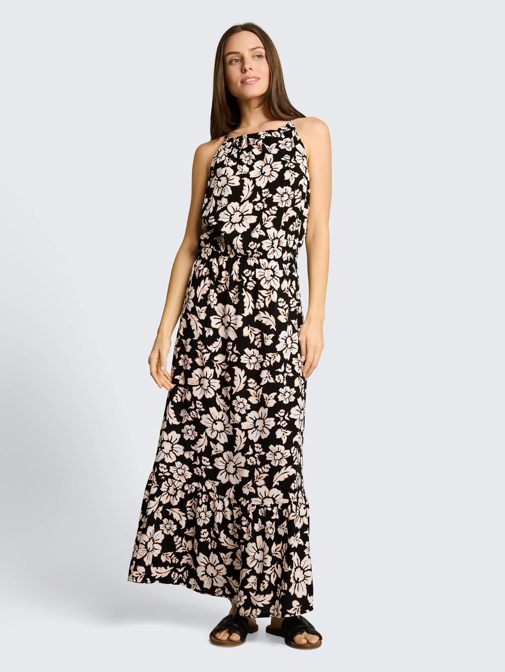 Maxijurk van viscose - black big flower design - Model vooraanzicht
