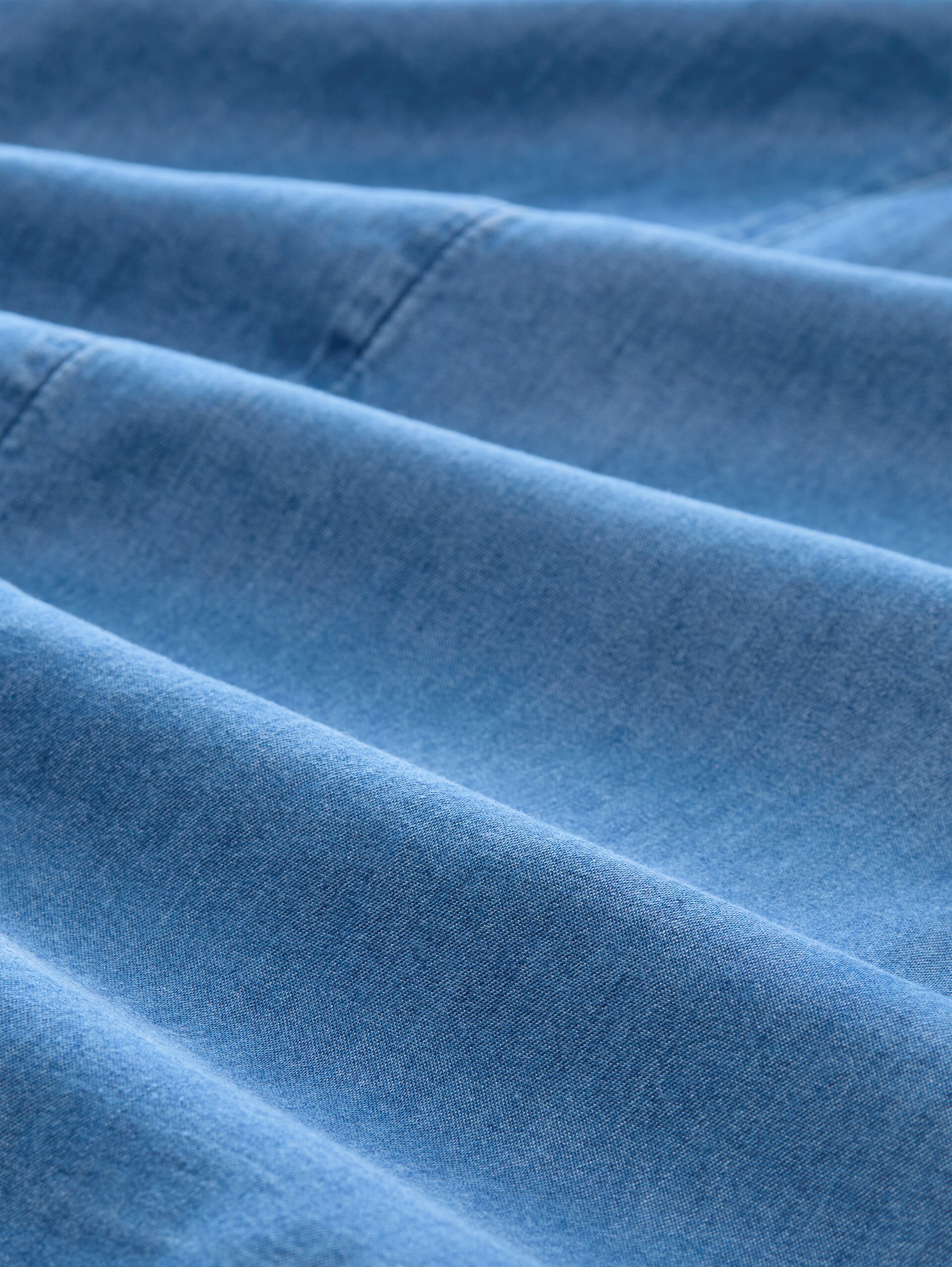 Jeansrock mit Eingriffstaschen - Clean Light Stone Blue Denim - Material-Ansicht