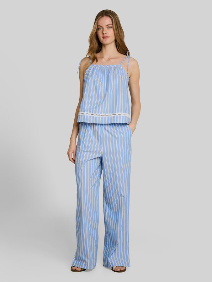 Blusentop mit Streifenmuster von Denim Female, blue white vertical stripe