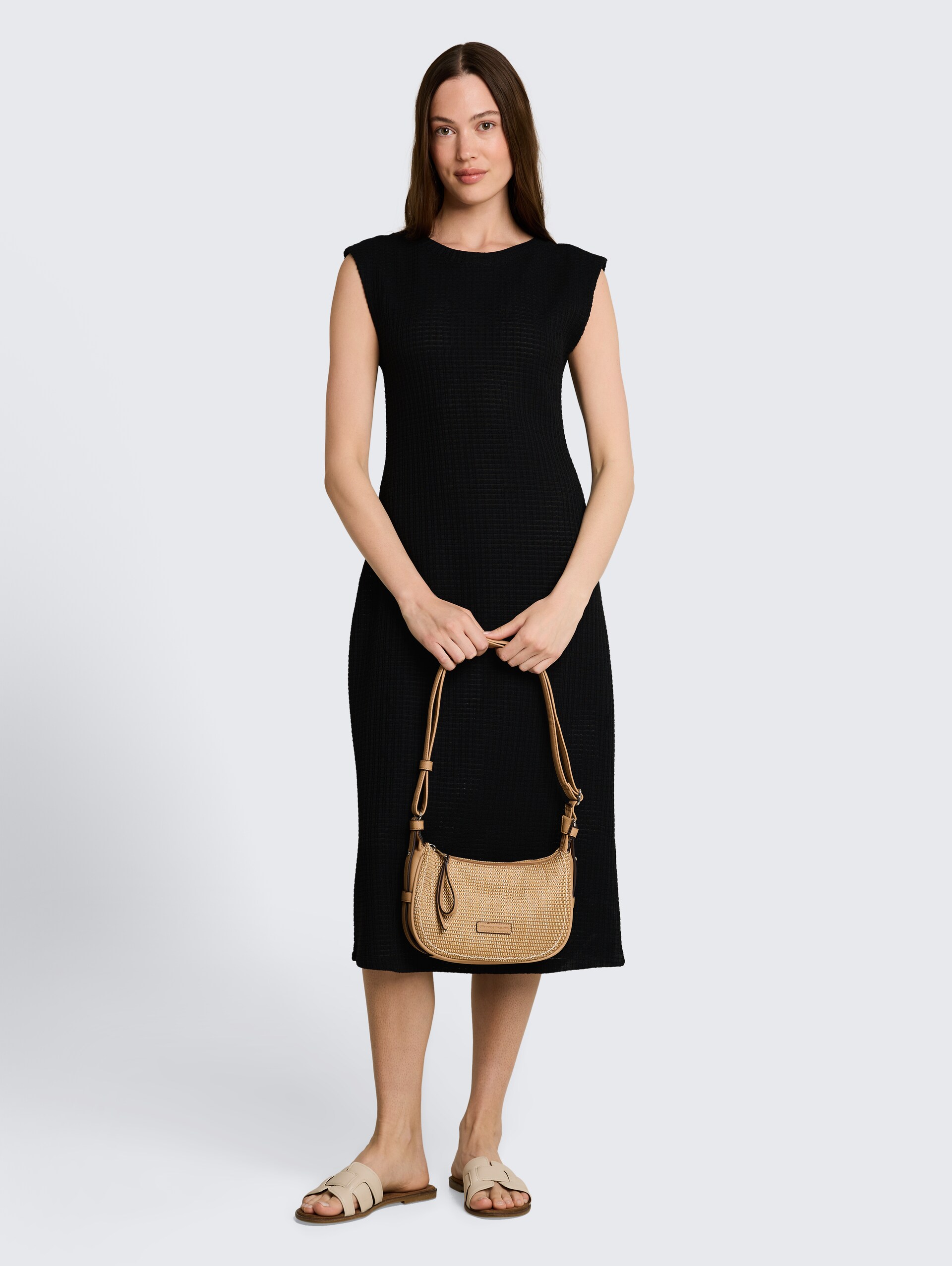 Getailleerde jacquard midi-jurk - deep black - zijaanzicht model