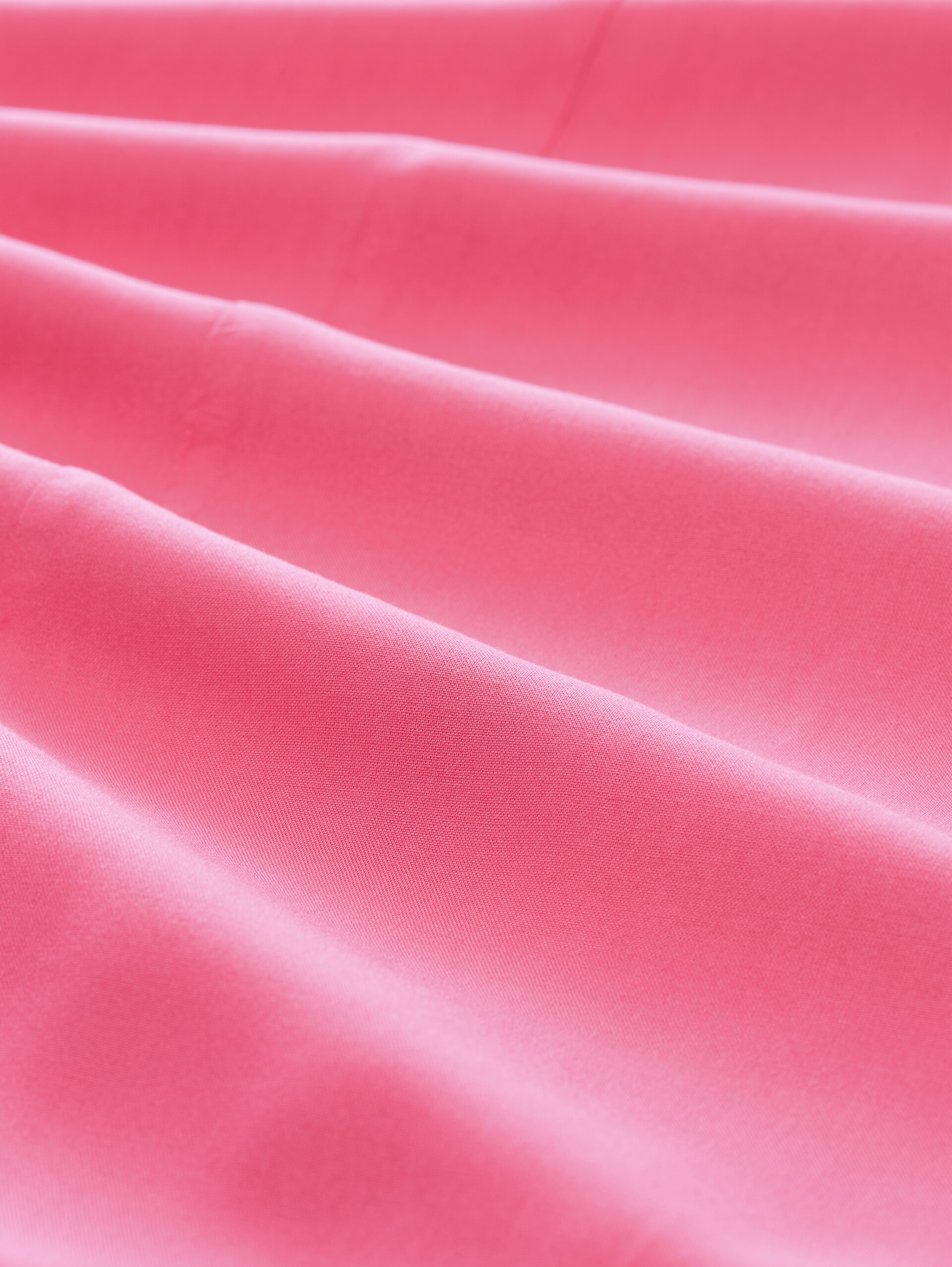 Maxi-Kleid mit Volants - soft bright pink - Material-Ansicht