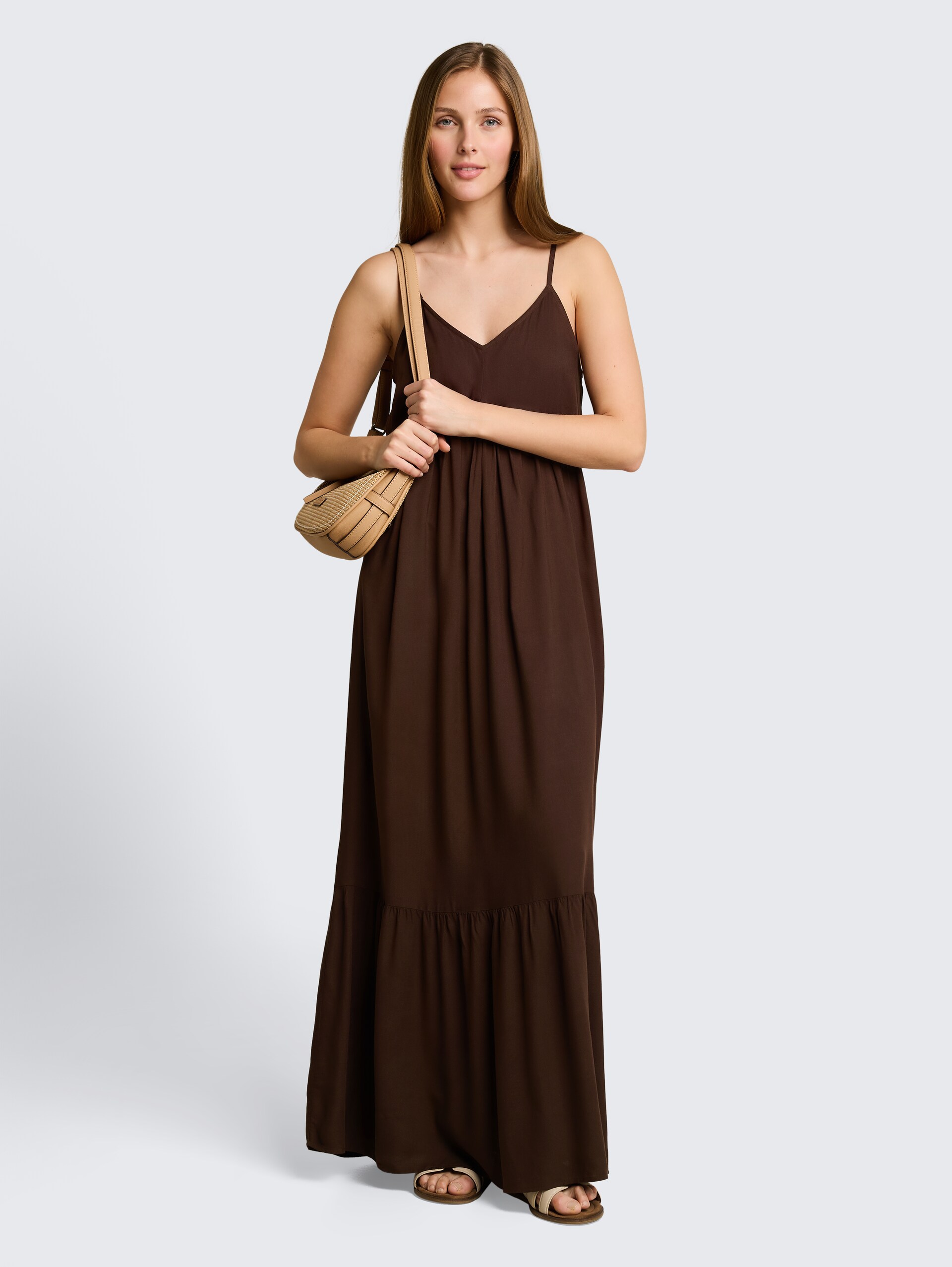 Maxi-Kleid mit Volants - cool dark brown - seitliche Model-Ansicht
