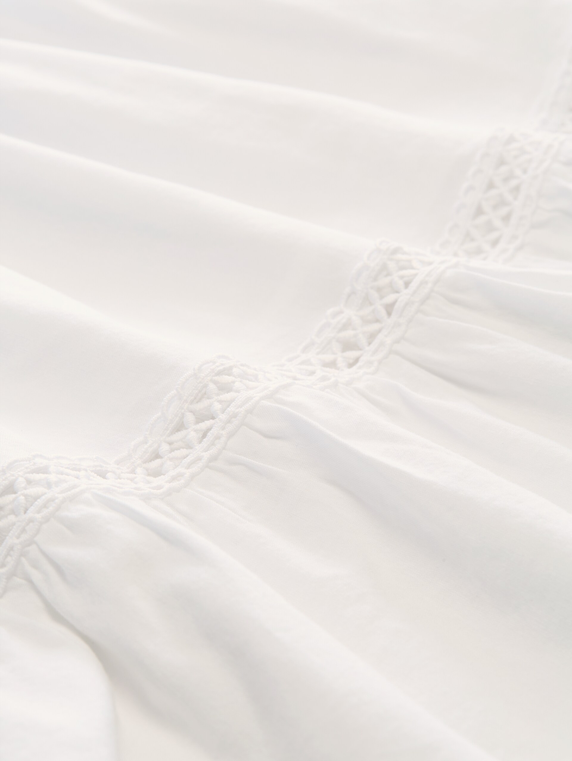 Maxirok met volants - White - Materiaalweergave