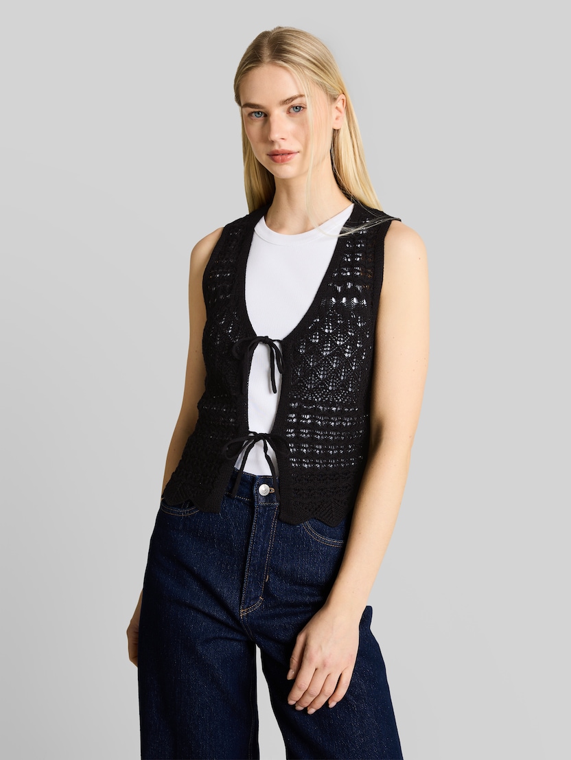 Strickwesten mit Lochmuster von Denim Female, deep black