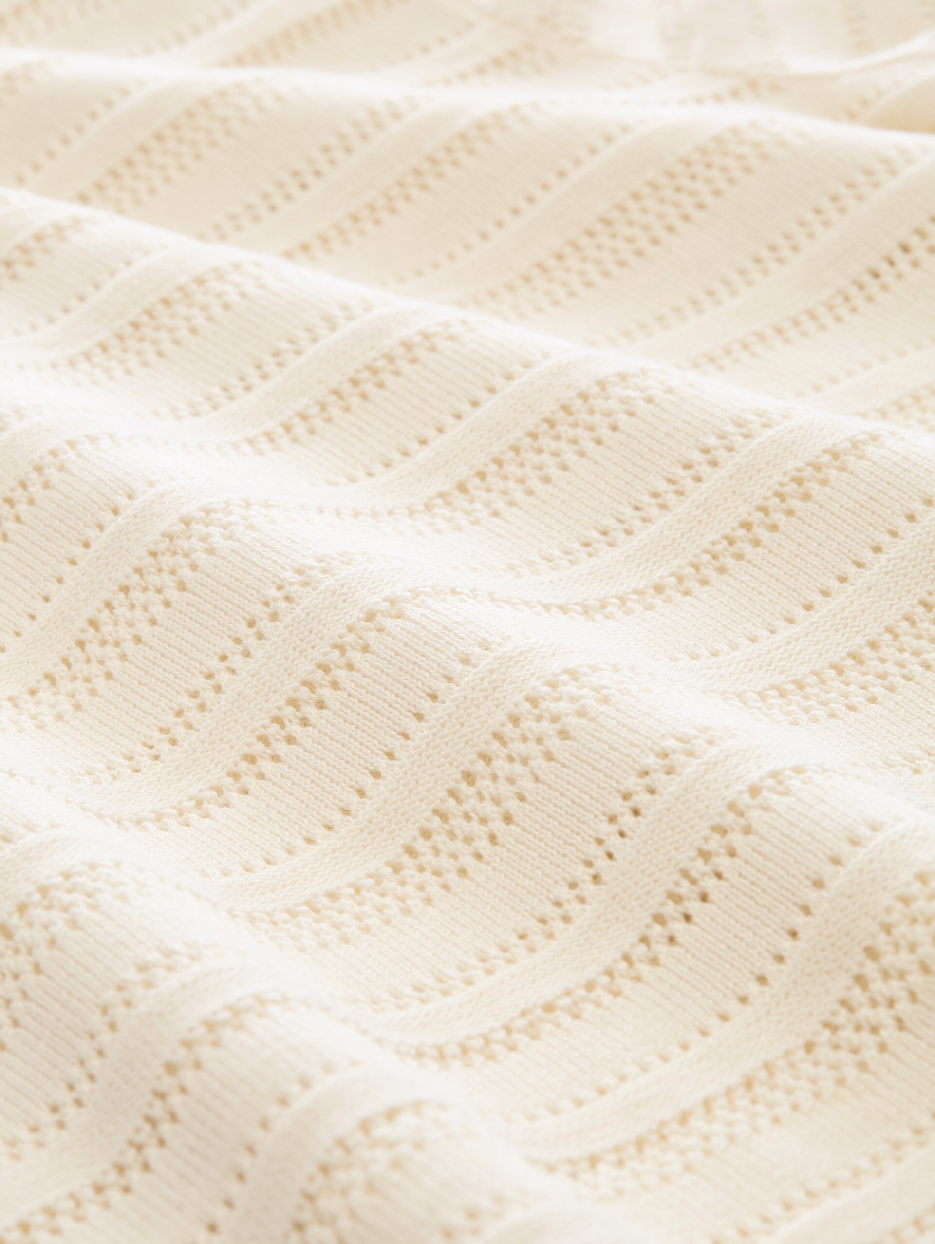 Knitted polo shirt with eyelet pattern - Dove White - Material view