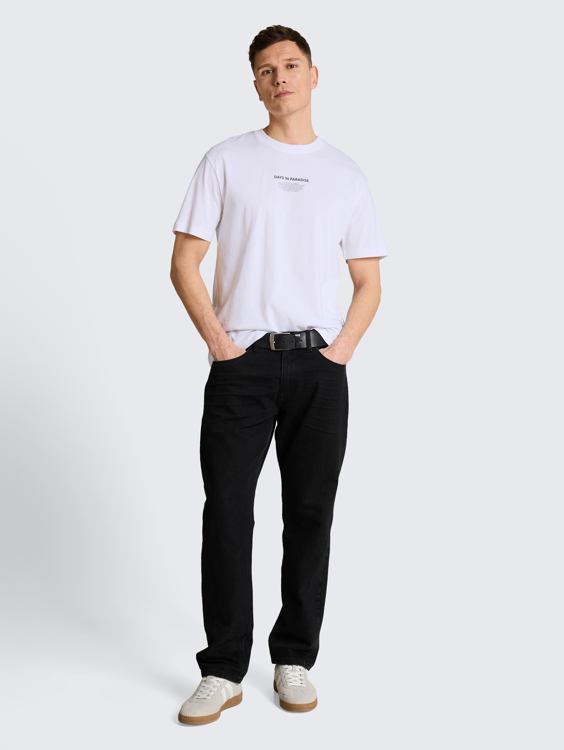 T-shirt met relaxte pasvorm en fotoprint - White - Model vooraanzicht