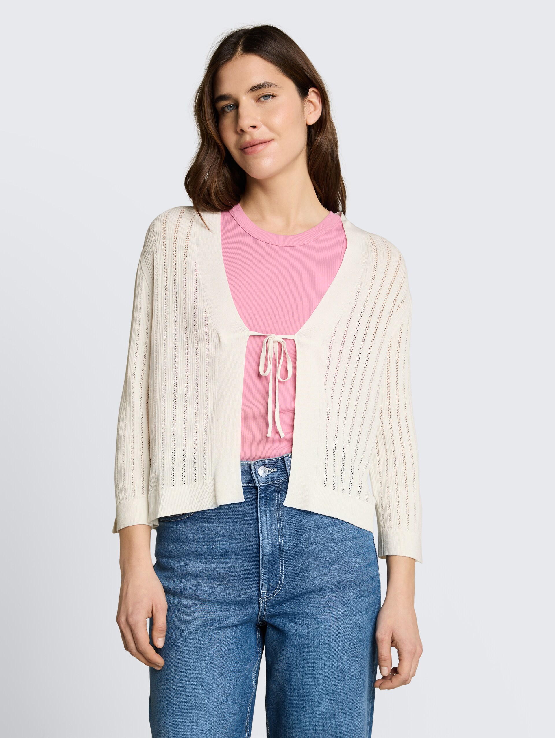 Vest met strikdetail - Whisper White - Nek model vooraanzicht