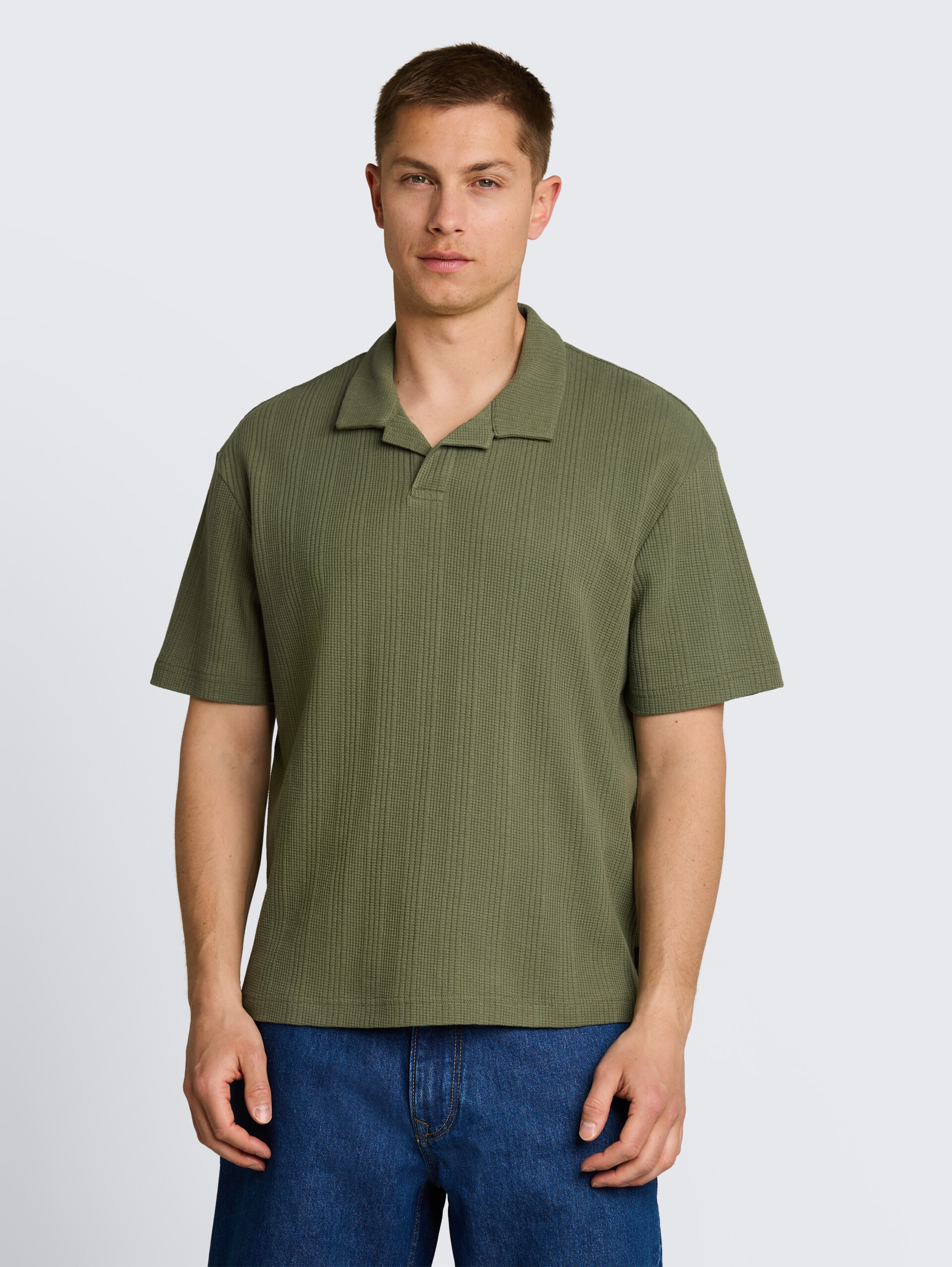 Poloshirt met relaxte pasvorm en wafelstructuur - Oak Leaf Green