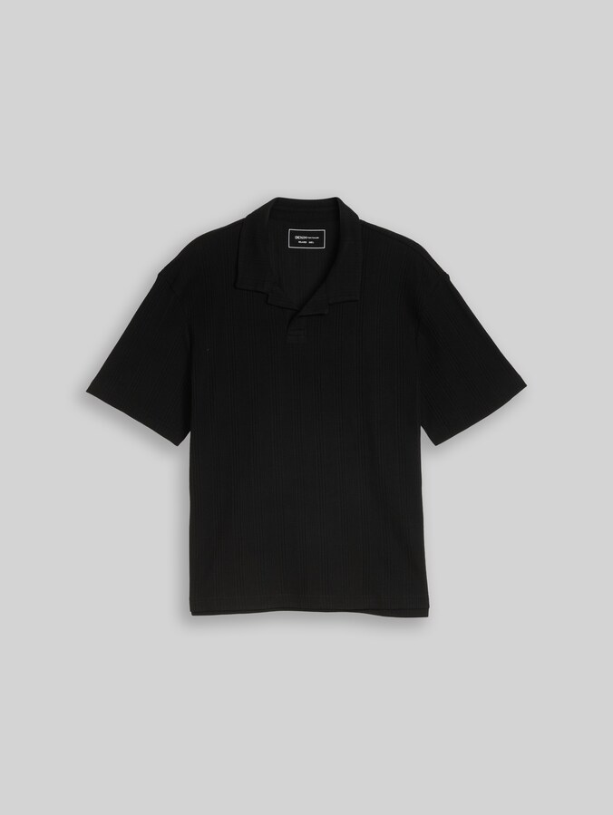 Polo coupe décontractée à motif gaufré par Denim Male, Black