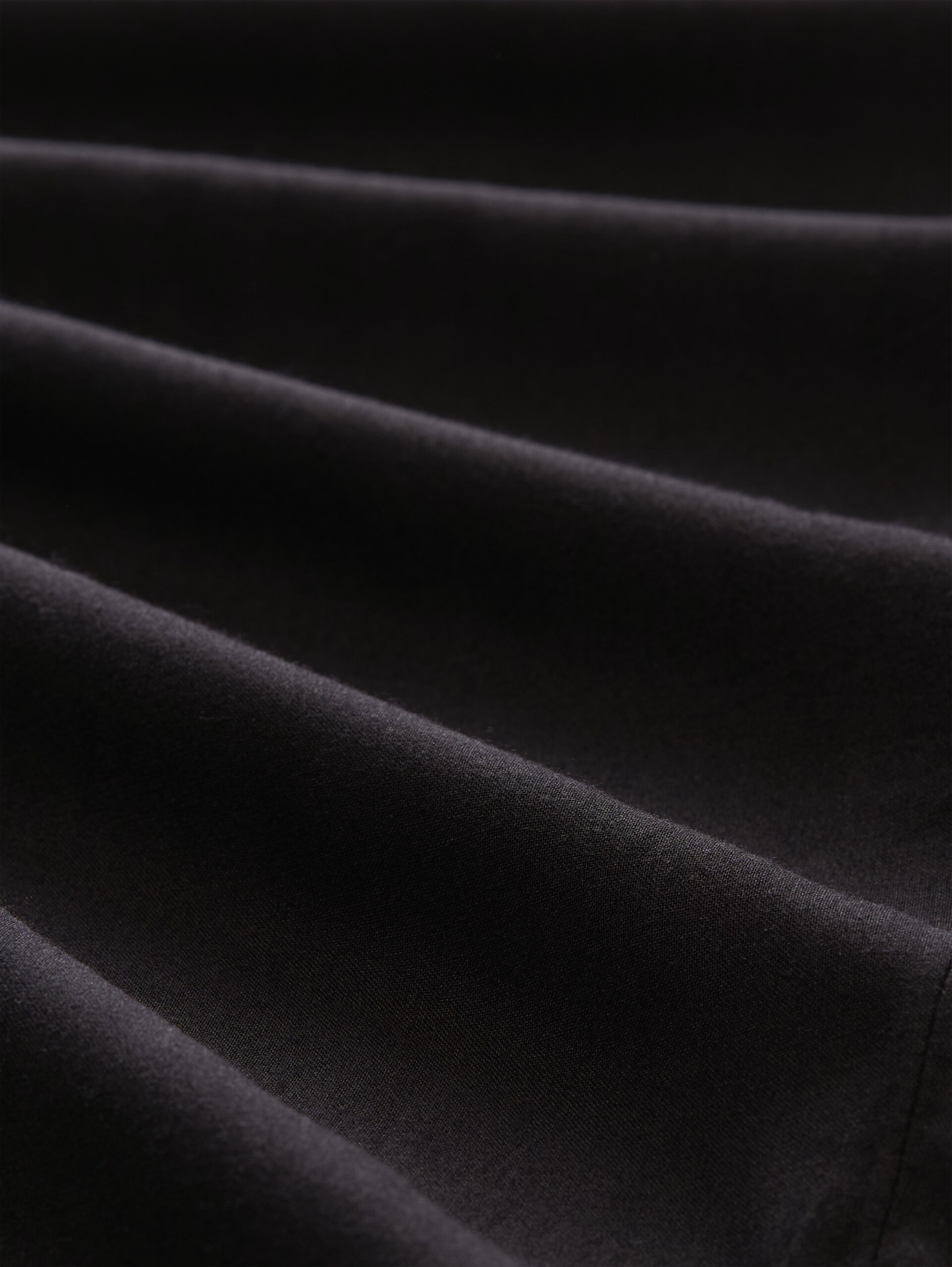 Loszittende broek van viscose - deep black - Materiaalweergave