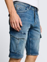 TTMARVIN STRAIGHT Cargo Jeans Shorts - Used Mid Stone Blue Denim - Detail-Model-Ansicht