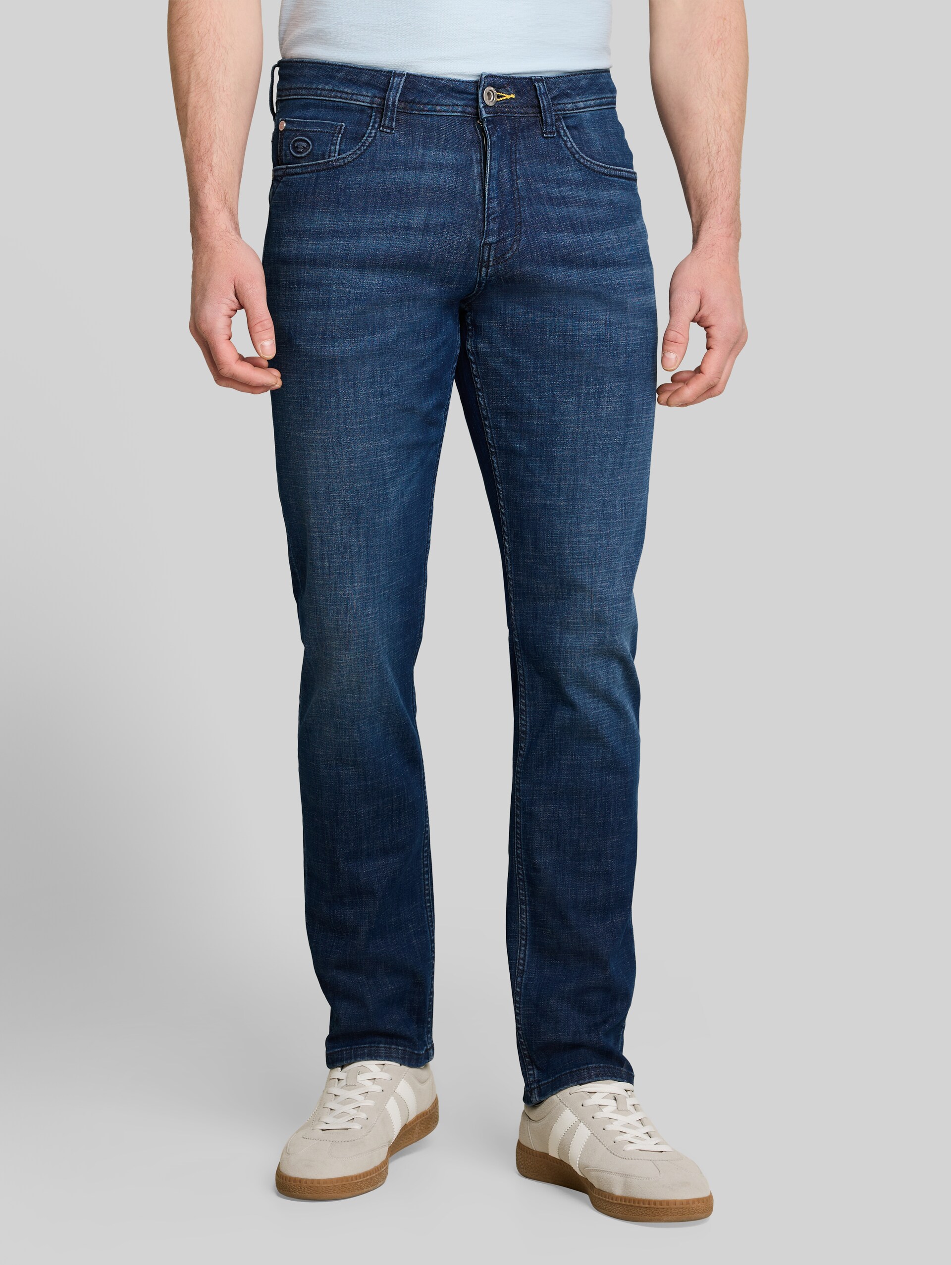 TTJOSH REGULAR SLIM-jeans - Used Dark Stone Blue Denim - Nek model vooraanzicht