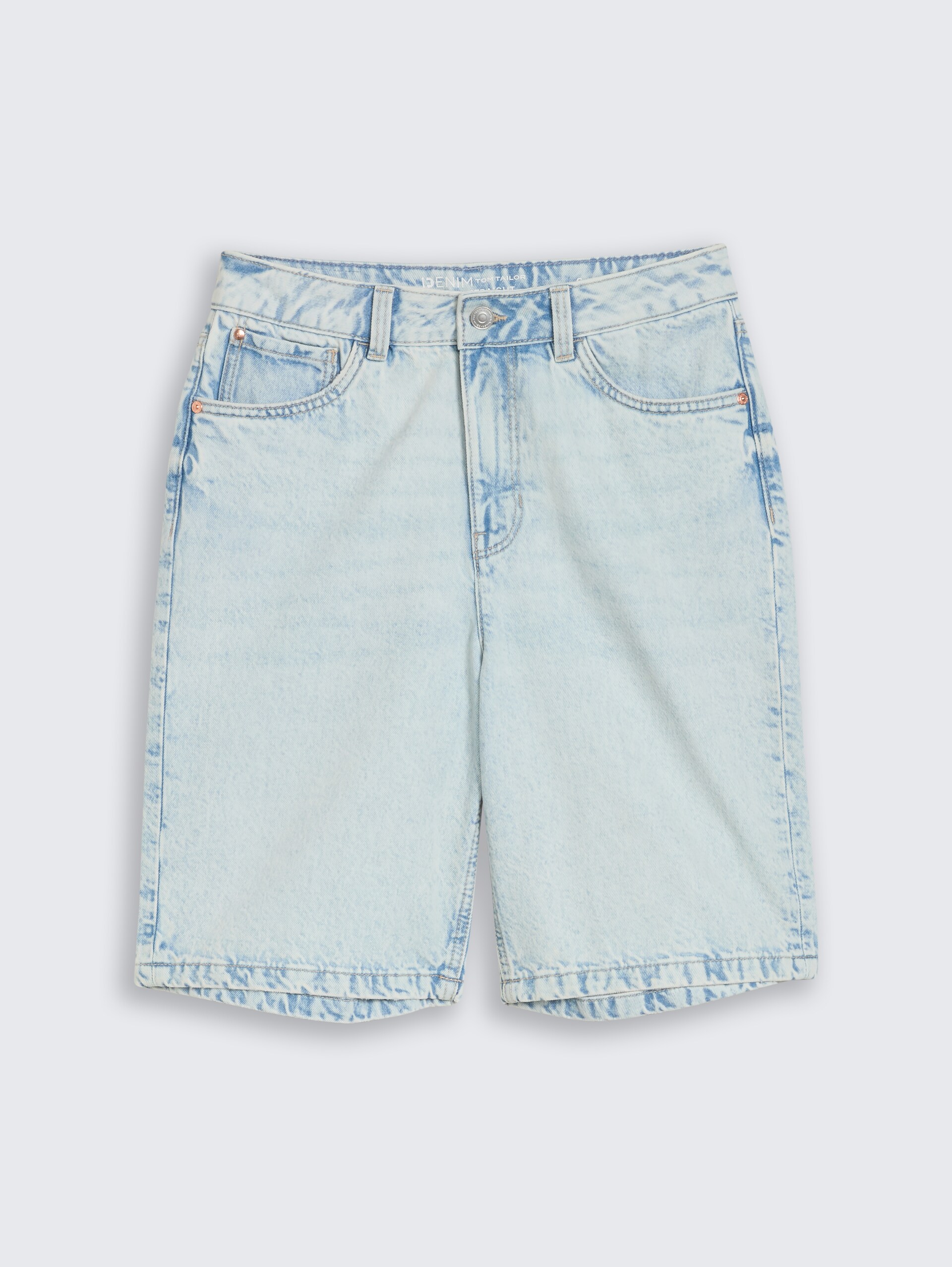 TTELIN STRAIGHT Bermuda Jeans Shorts - Used Bleached Blue Denim - Front product view