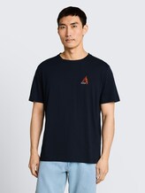 T-shirt avec broderie - sky captain blue - Découpe Vue de face du modèle