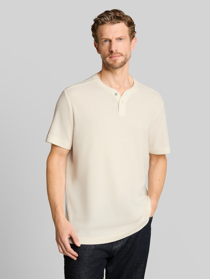 Henley T-shirt met wafelstructuur door Men, Gardenia White