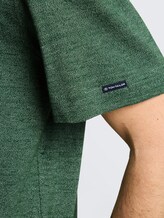 T-Shirt in Melange-Optik - green fine stripe - Detail-Model-Ansicht