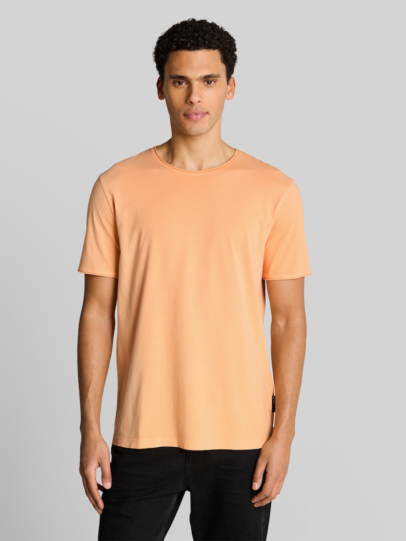 T-Shirt im Used-Look von Denim Male, summer peach orange