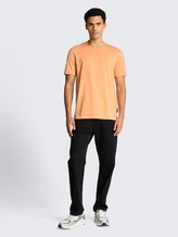 T-shirt au look usé - summer peach orange - Vue de face du modèle