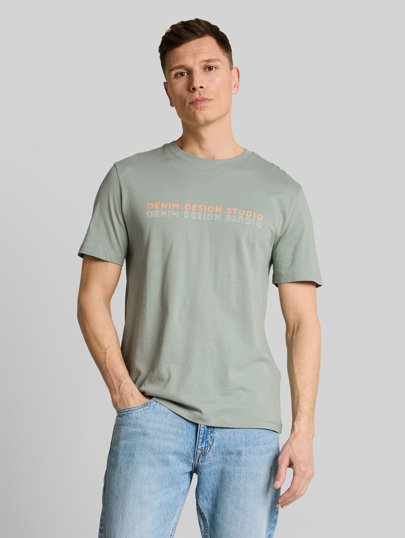 T-Shirt mit Print von Denim Male, green mist