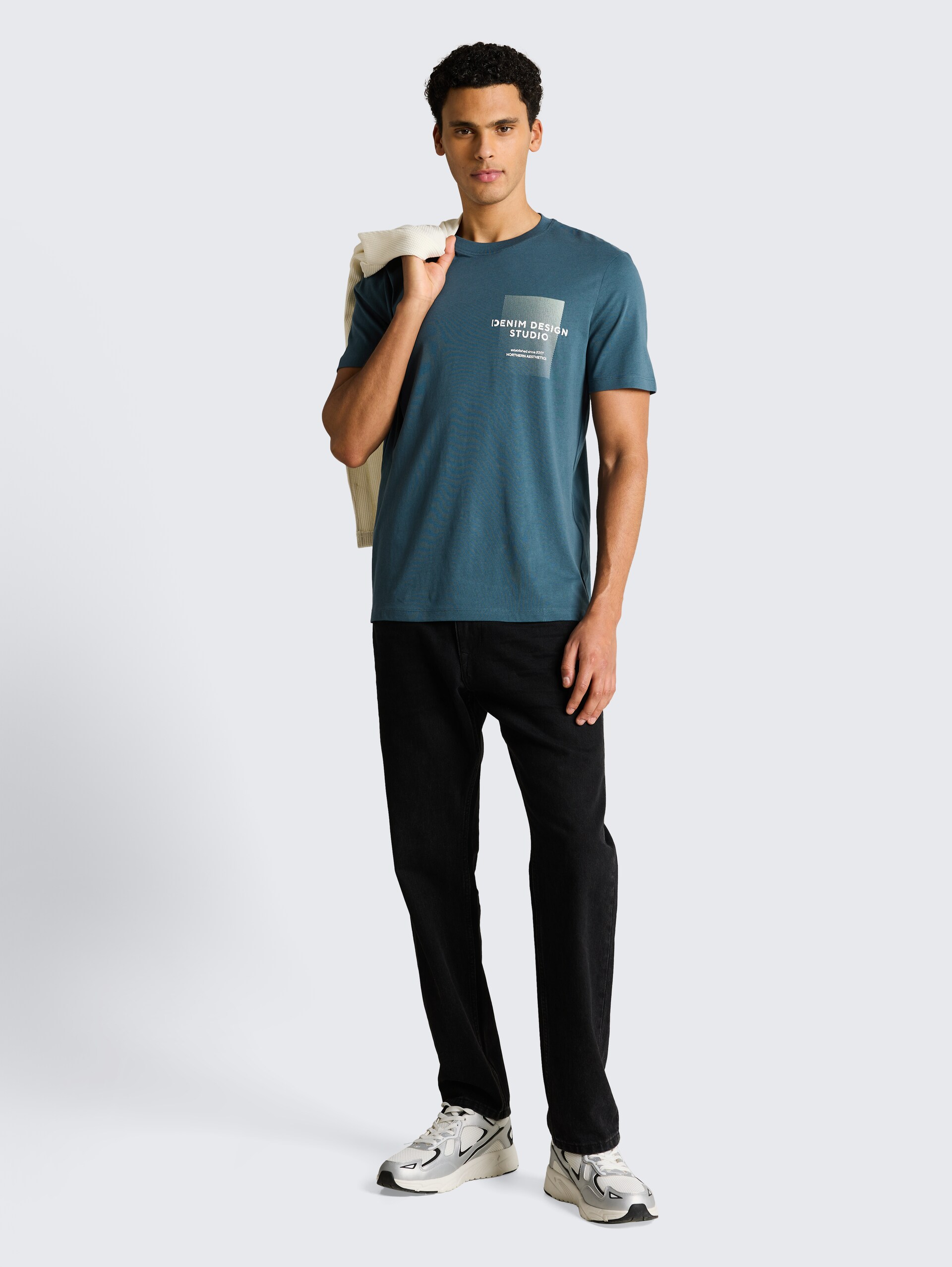 T-shirt met print - tide petrol - Model vooraanzicht
