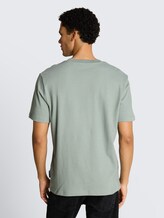 T-shirt en coton éponge - green mist - Découpe Vue arrière du modèle