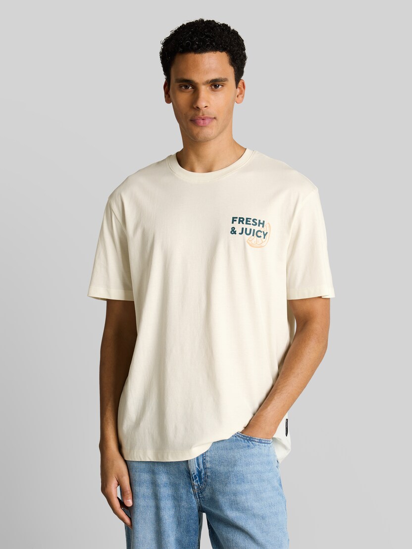 Relaxed Fit T-Shirt mit Rückenprint von Denim Male, Wool White
