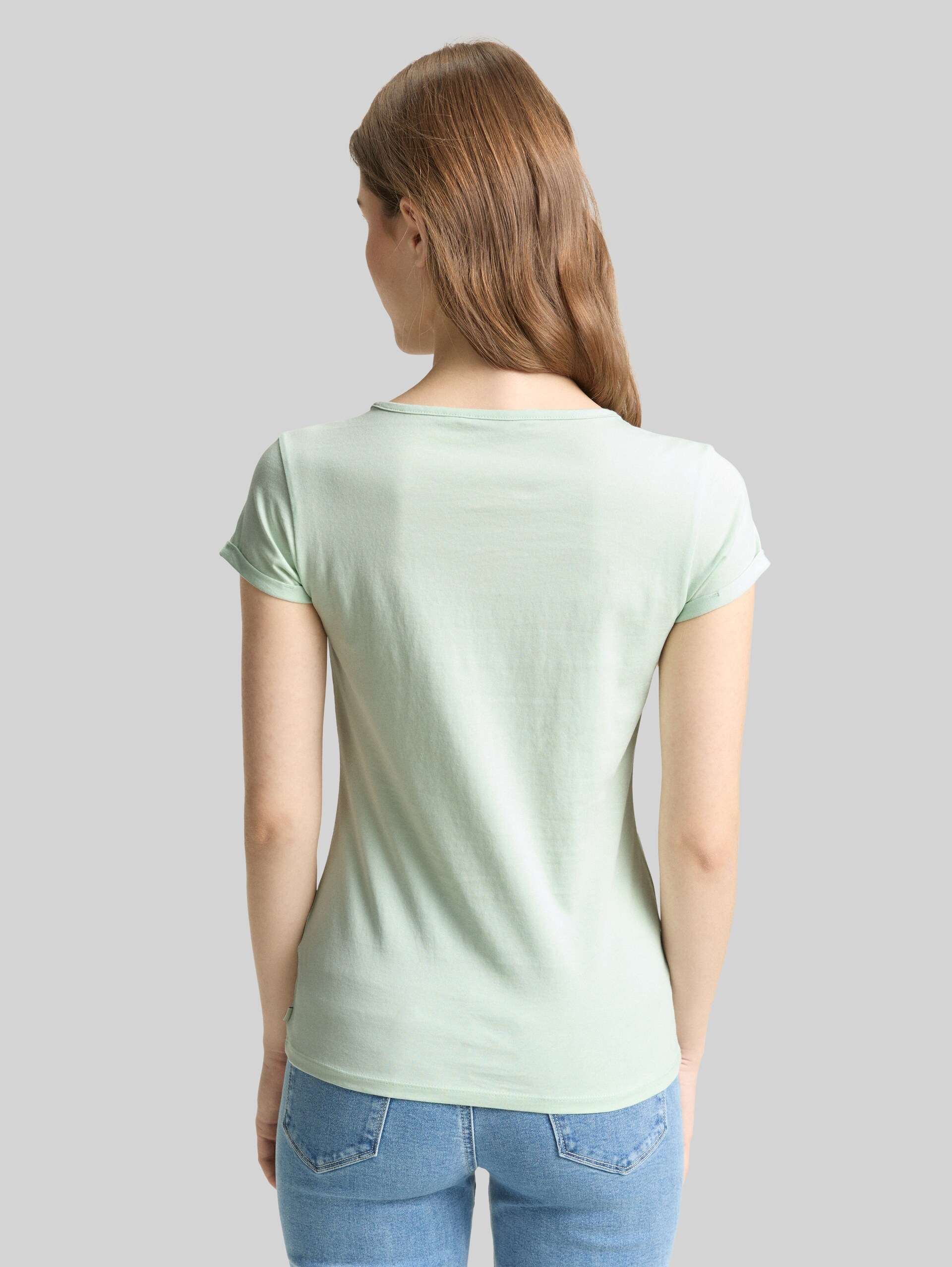 Slim fit T-shirt with embroidery - light matcha green - Neckline model-back view